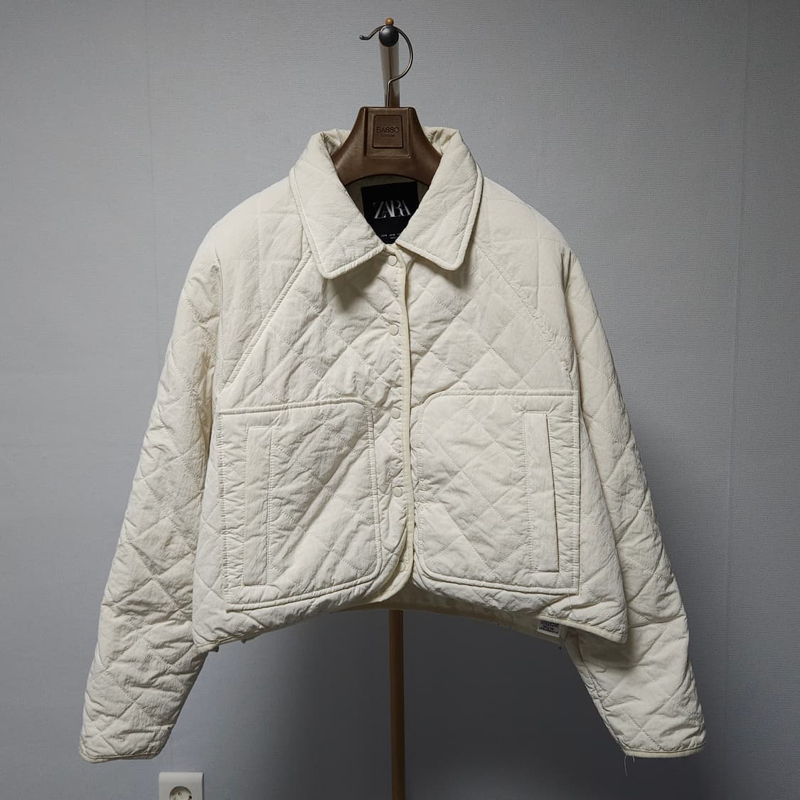 S ) 자라 여성 오버핏 아이보리 퀼팅 크롭 자켓 상품이미지1