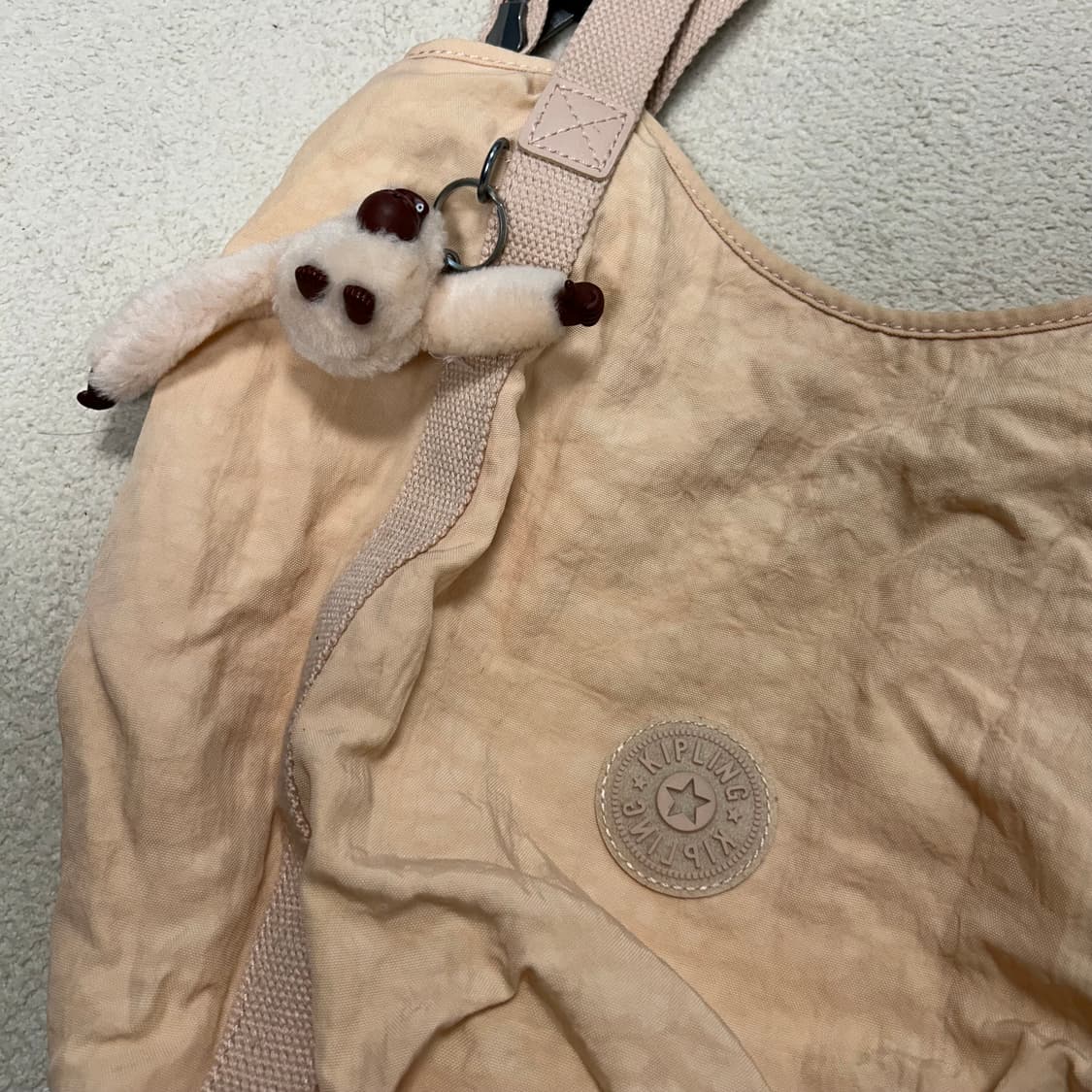 Kipling Beige Shoulder Bag 상품이미지5