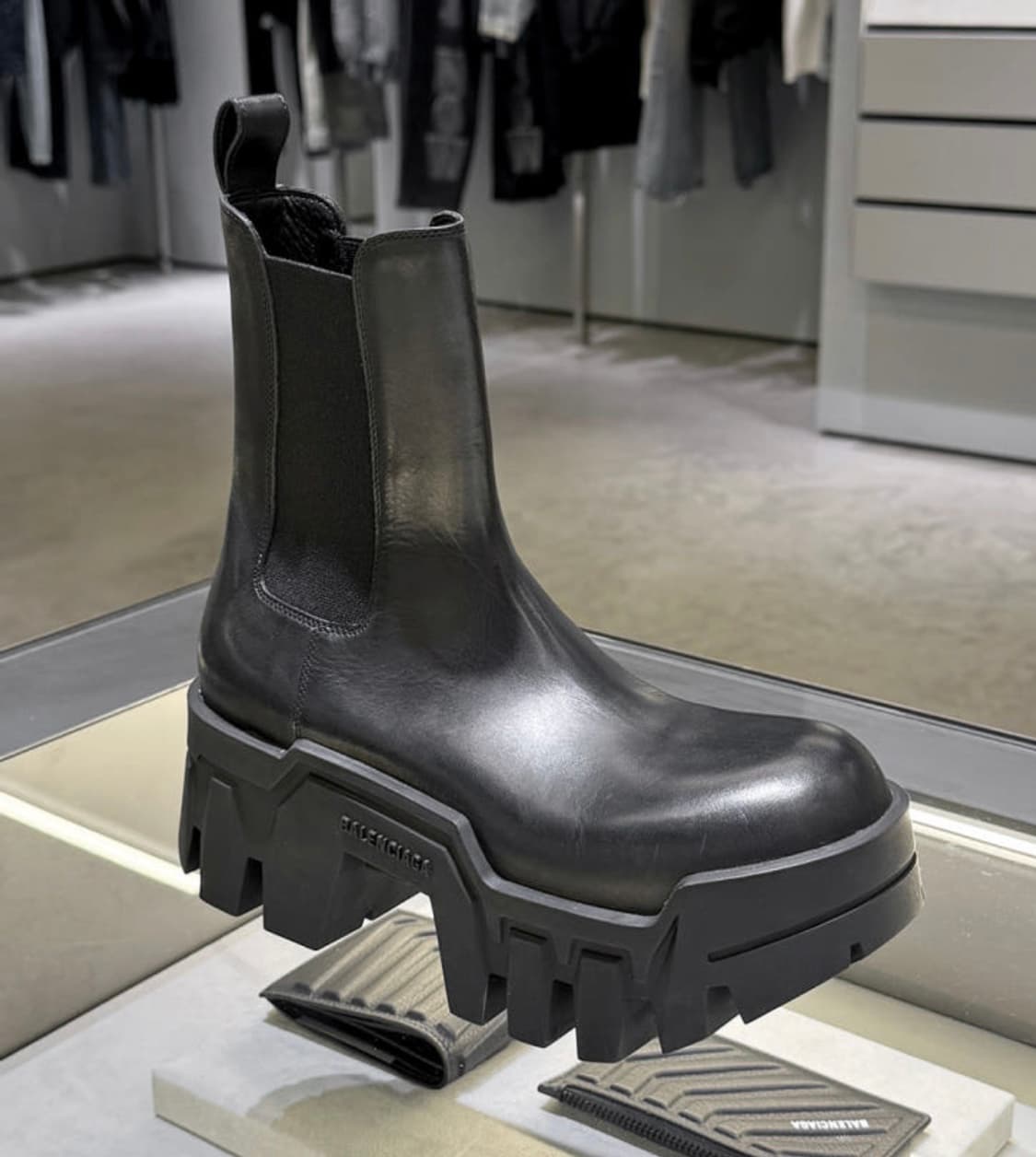 balenciaga 발렌시아가 불도져 청키부츠   상품이미지9