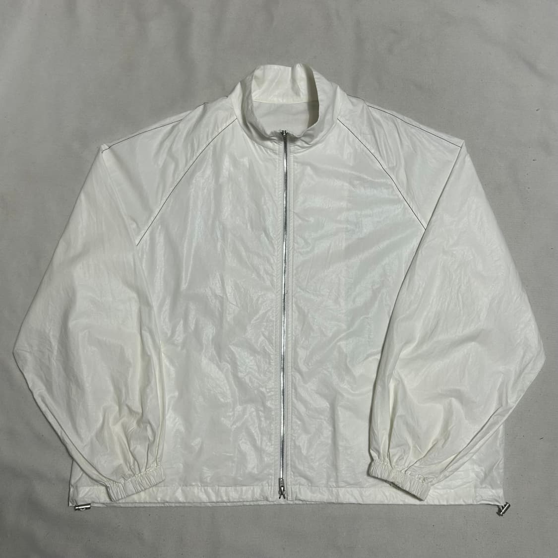 F 마뗑킴 화이트 바람막이 상품이미지3