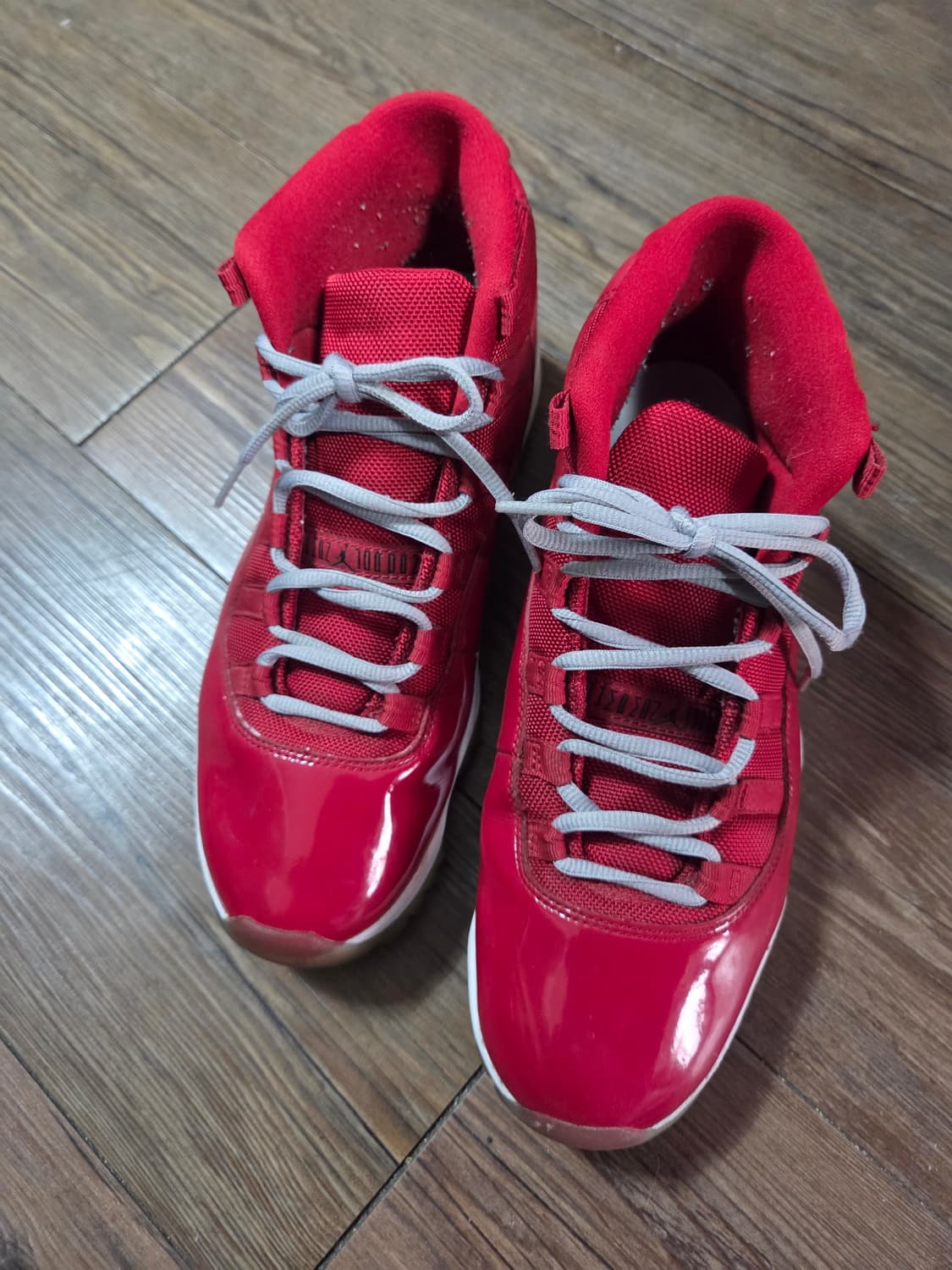 에어 조던 11 레트로 레드 농구화 270 상품이미지1