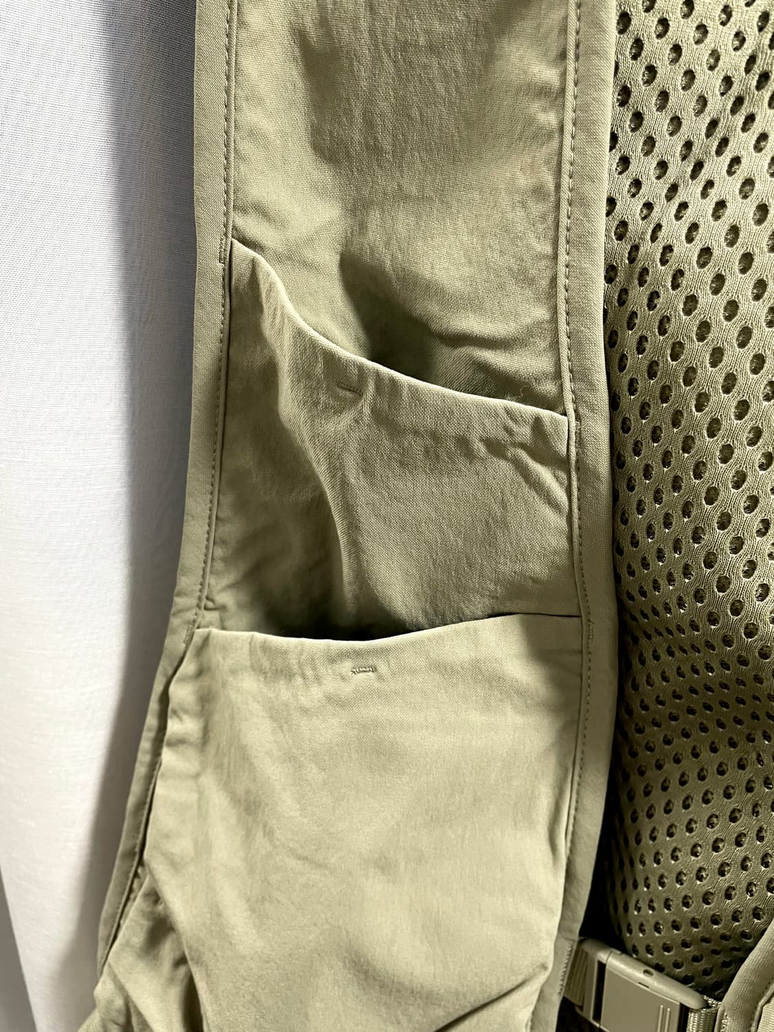 유니클로U/ 유틸리티 베스트 그레이/ S 상품이미지8