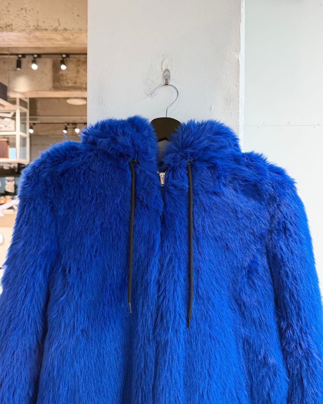 msgm 블루 페이크 퍼 후드 자켓 상품이미지3