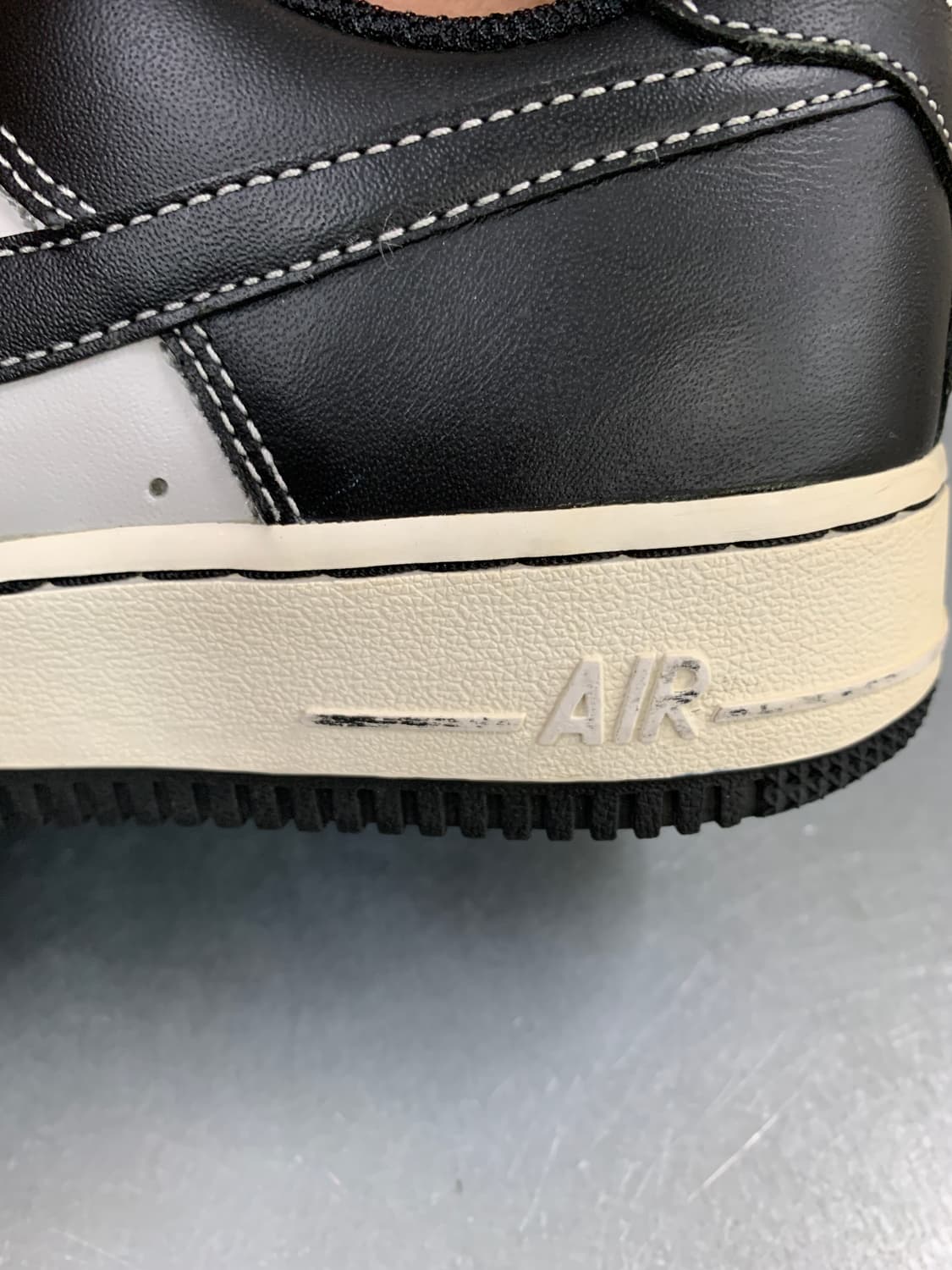 나이키 에어 포스 1 로우 뉴트럴 그레이 260 상품이미지7