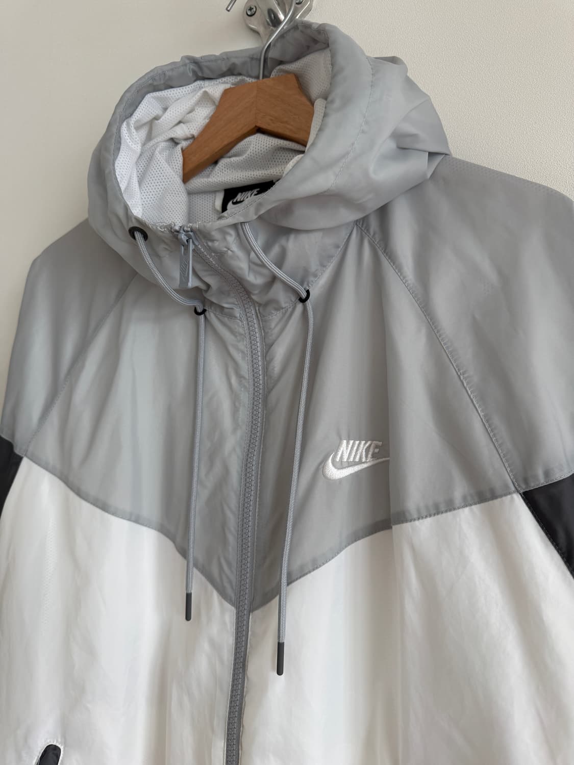 나이키(NIKE) 윈드 브레이커 상품이미지3