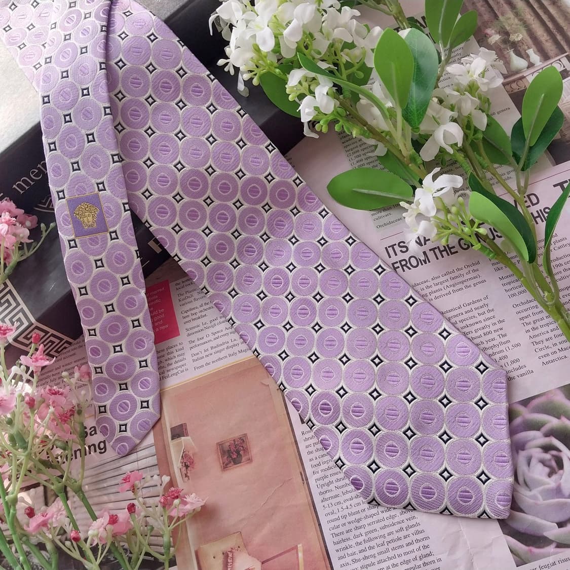 베르사체 실크 연보라 자카드 넥타이 9.1cm A+등급 K1827
 상품이미지4