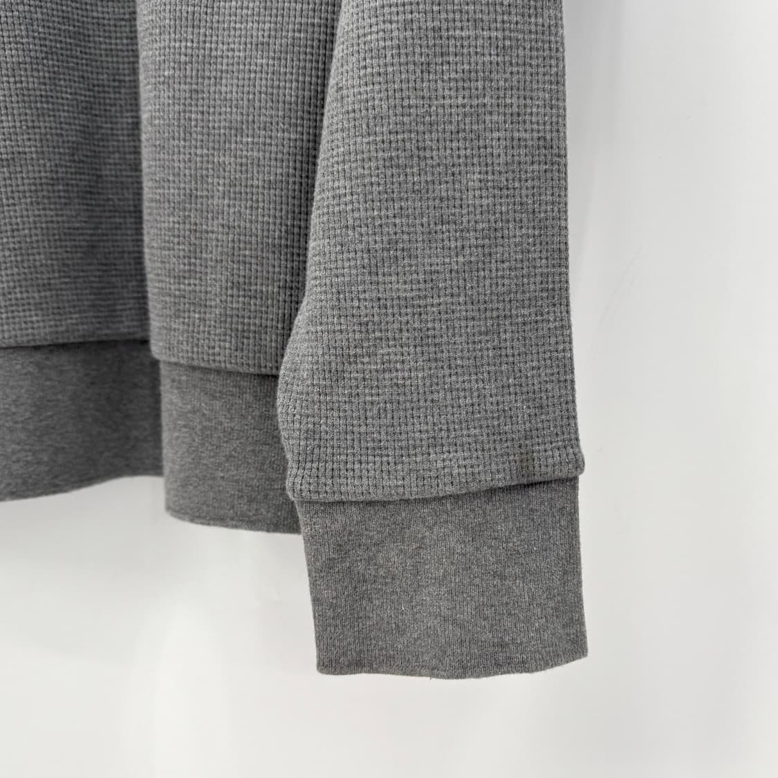 [4사이즈] 톰브라운 사선완장 맨투맨 그레이 (MJT205A) 상품이미지8