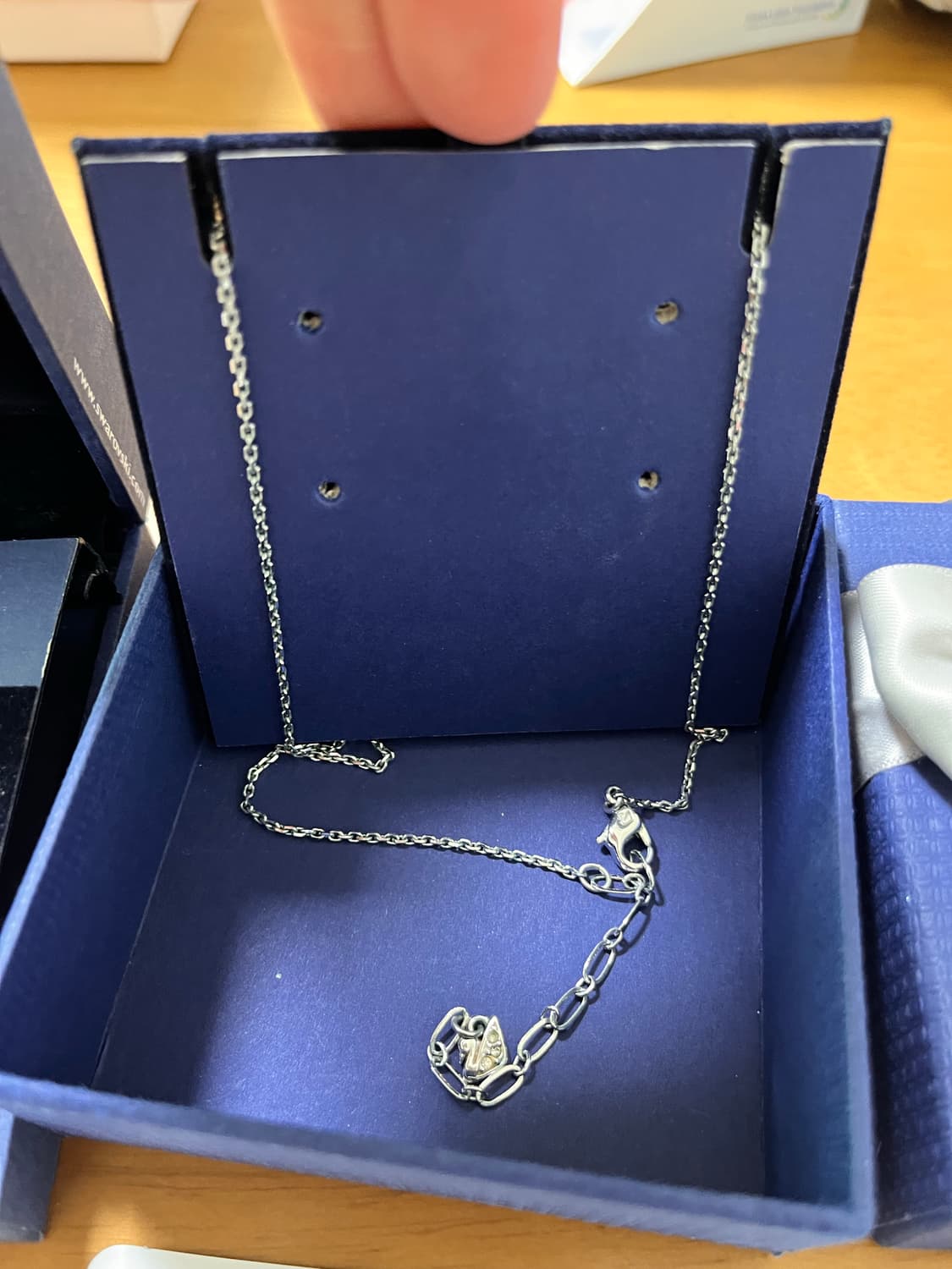 Swarovski 스와로브스키 스완 목걸이 상품이미지3