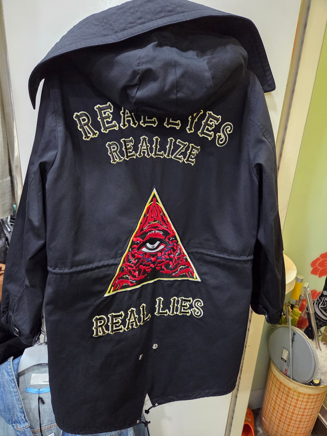 지방시 트리플 아이 시그니처 롱 야상 상품이미지1