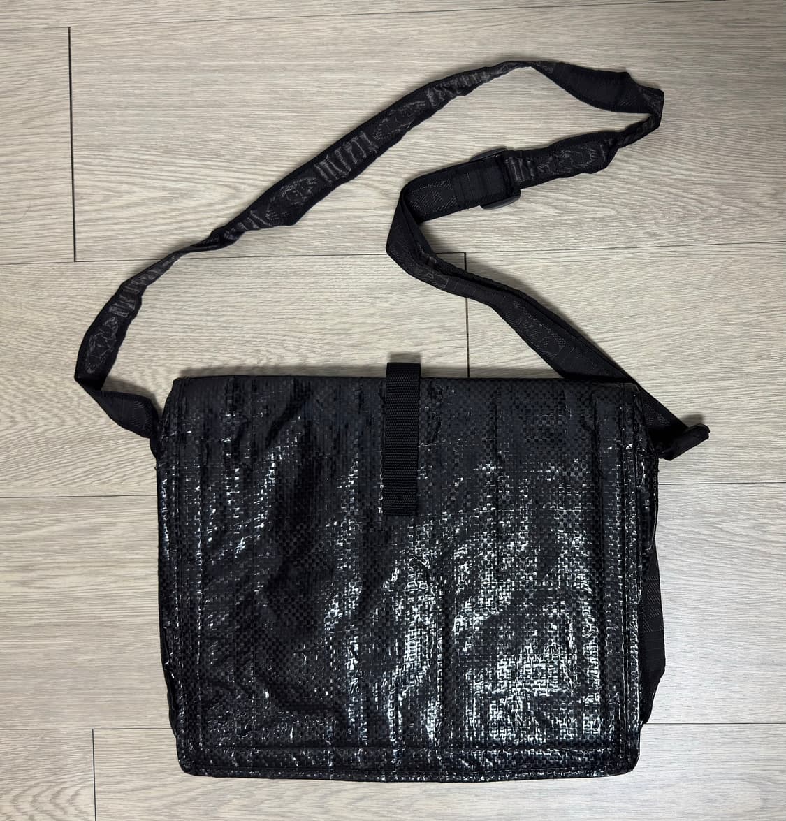 IKEA 이케아 메신저백 OBEGRANSAD 블랙 상품이미지6