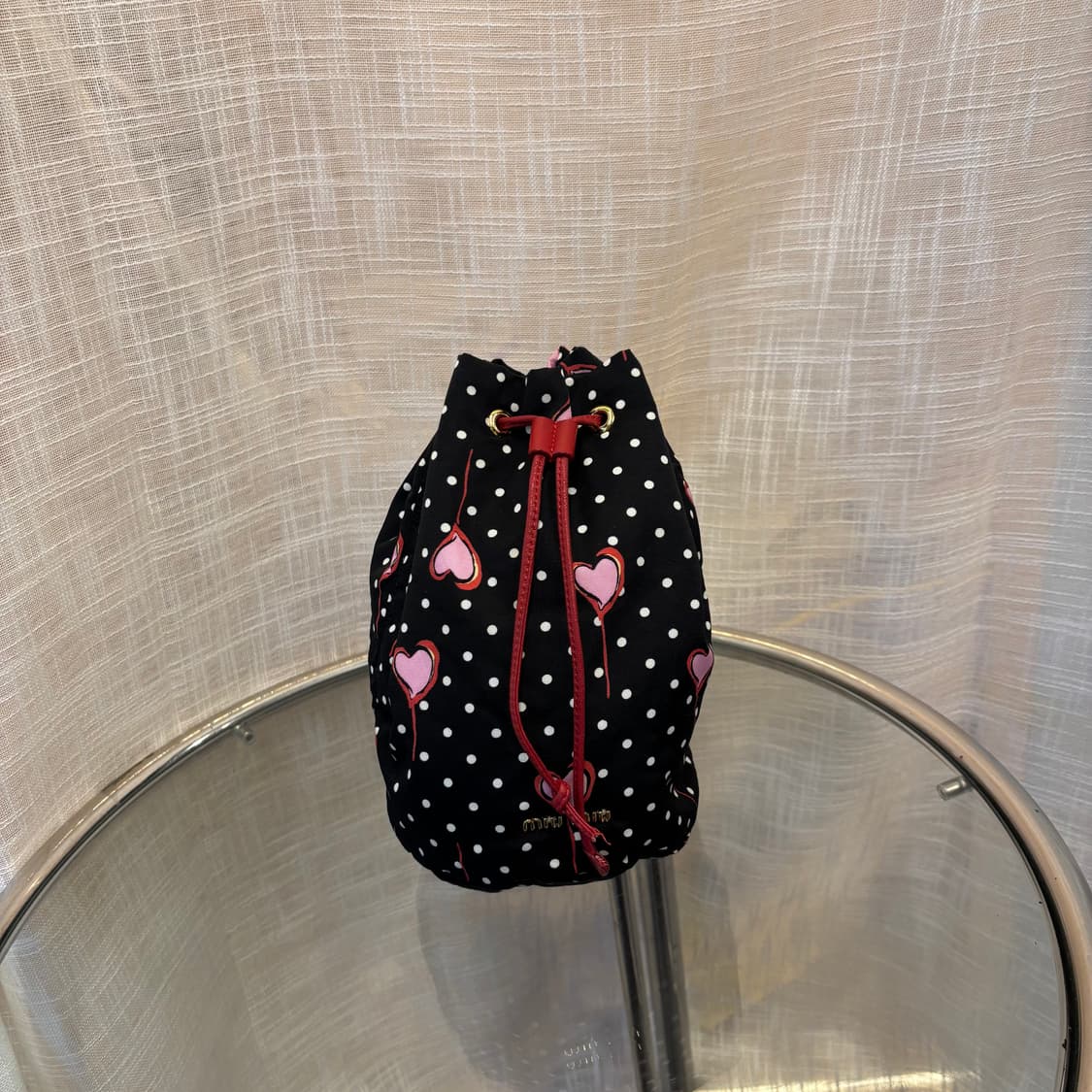 정품 미우미우 하트 파우치백     상품이미지1