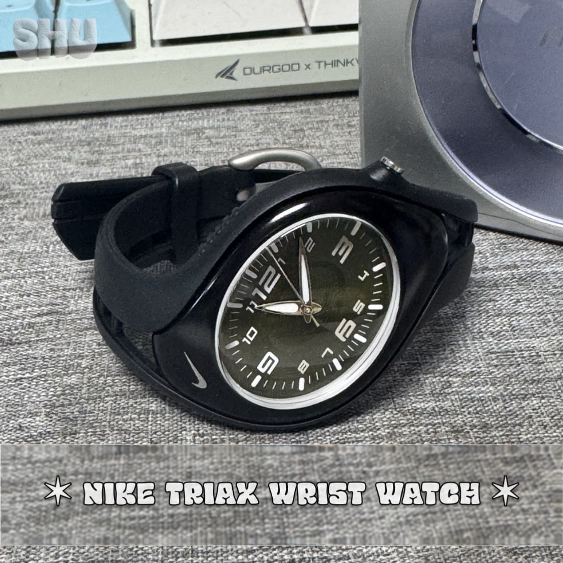 나이키 NIKE 트라이엑스 남녀공용 우레탄 손목시계 블랙 상품이미지1