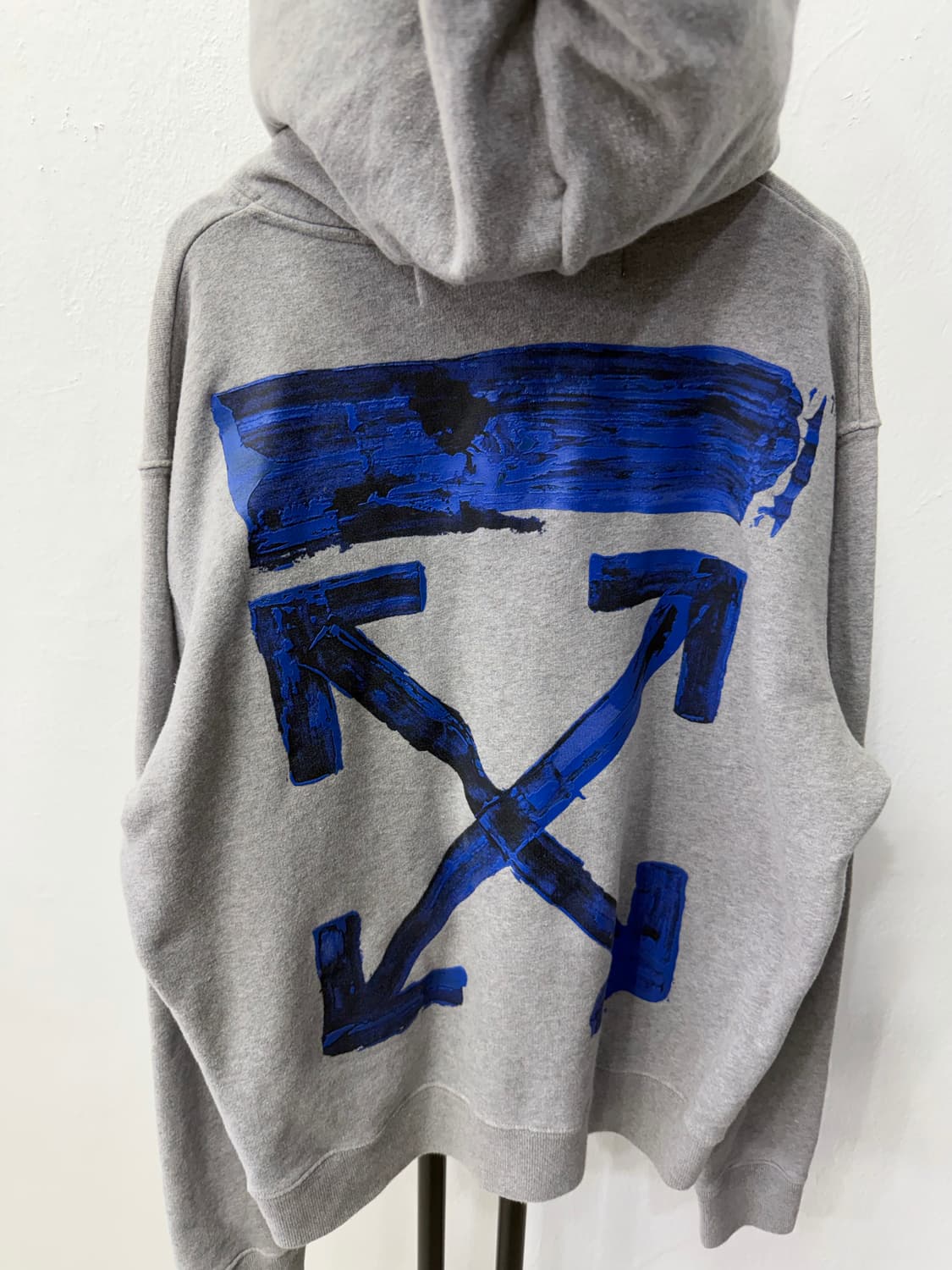 정품) 오프화이트 11주년 백 아크릴 후드티 M 상품이미지6