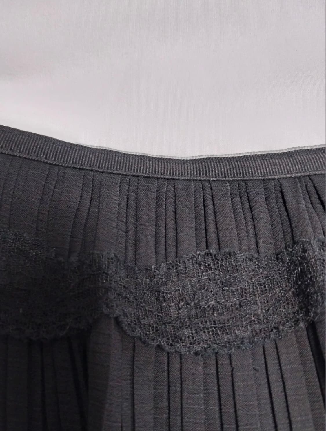 쉬폰 플레어 리본 레이스 블랙 미디스커트 상품이미지4