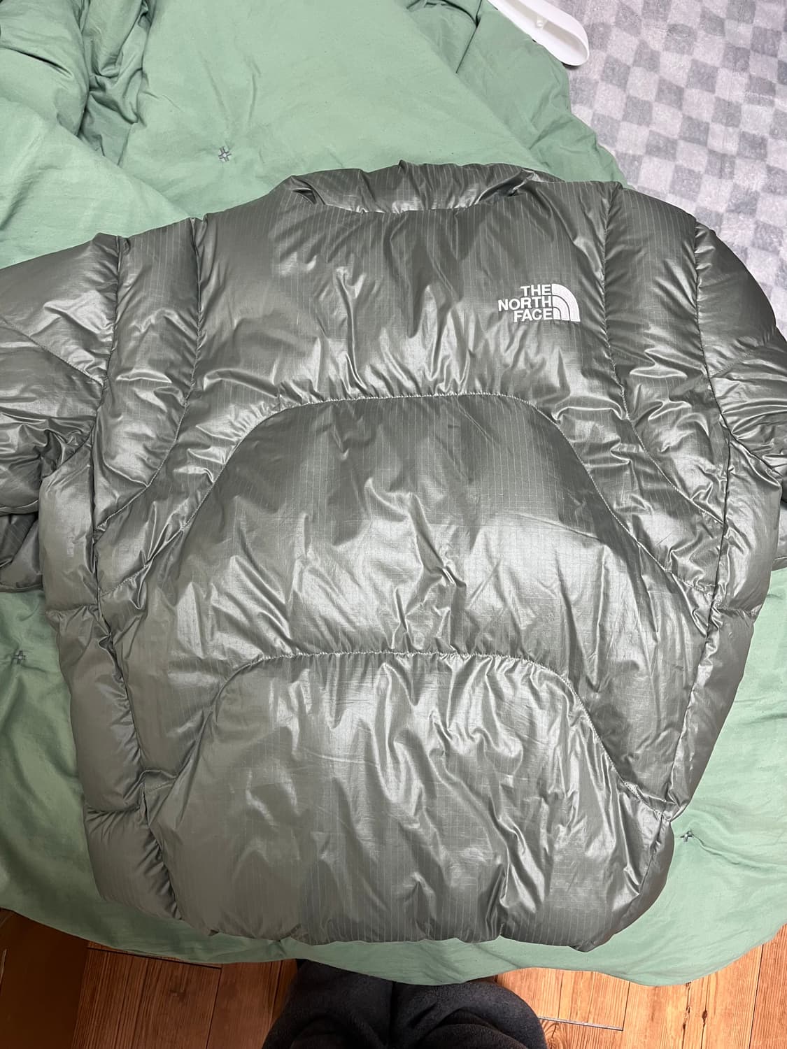 노스페이스 화이트라벨 웨이브 RDS 다운자켓 (카키) 상품이미지7