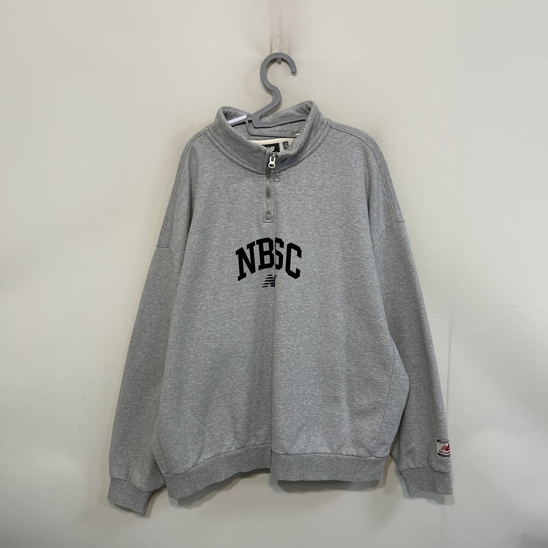 뉴발란스 남성 기모 그레이 반집업 티셔츠 110 상태최상 상품이미지1