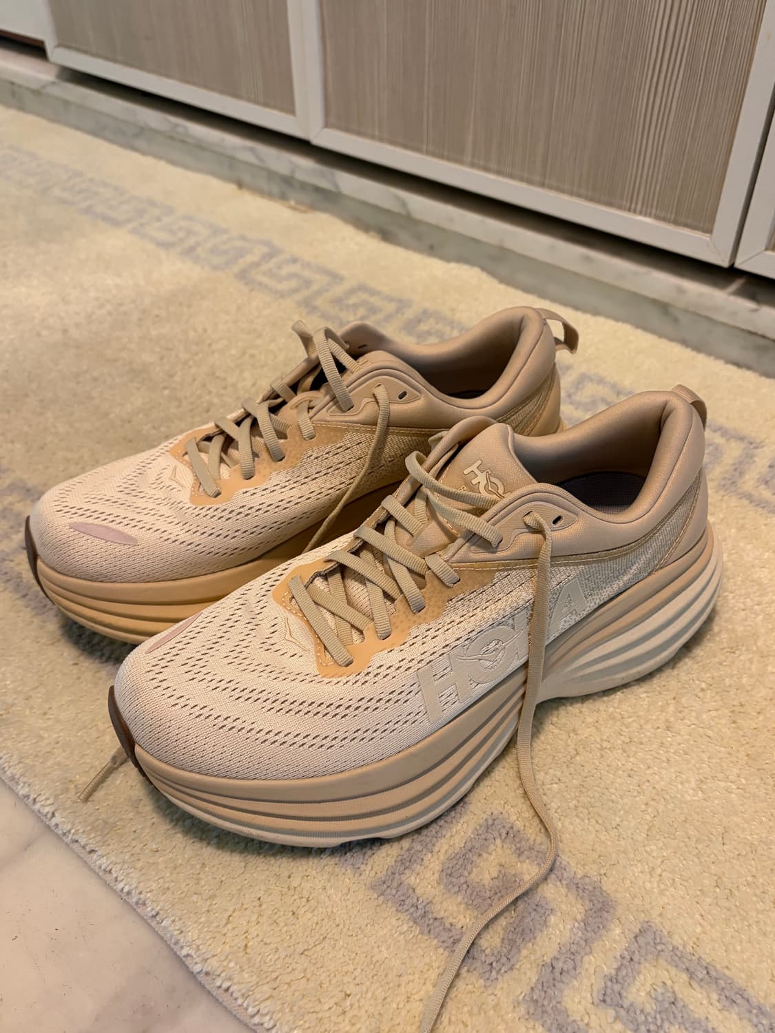 호카 본디8 베이지 270 상품이미지1