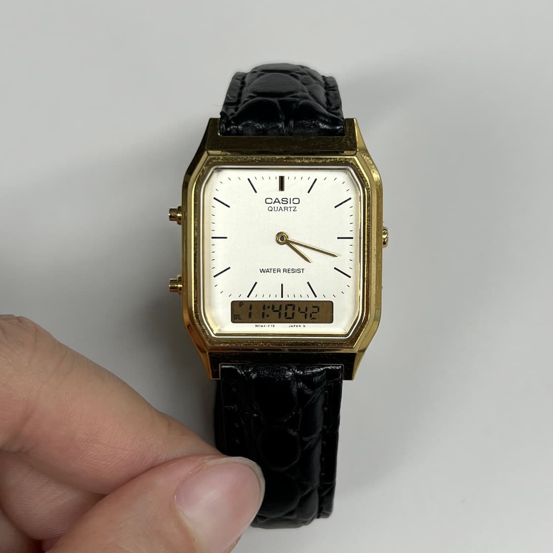 카시오 AQ-230 / Black & Gold edition 상품이미지2