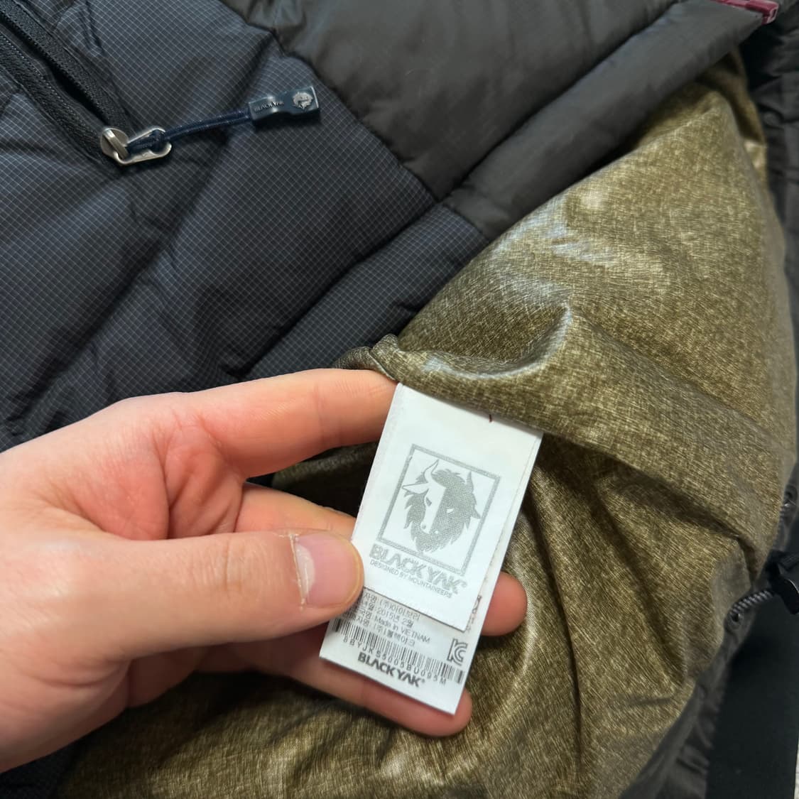 블랙야크 경량 패딩 자켓 상품이미지3