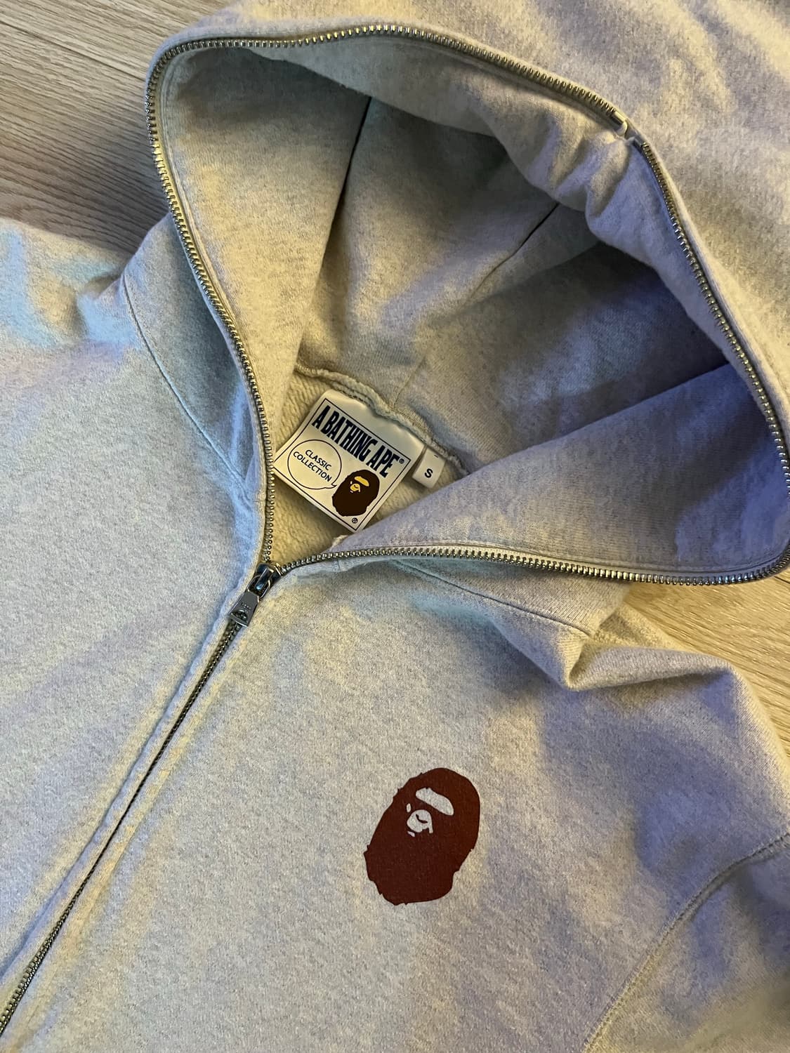 베이프 기본 그레이 후드집업 상품이미지3