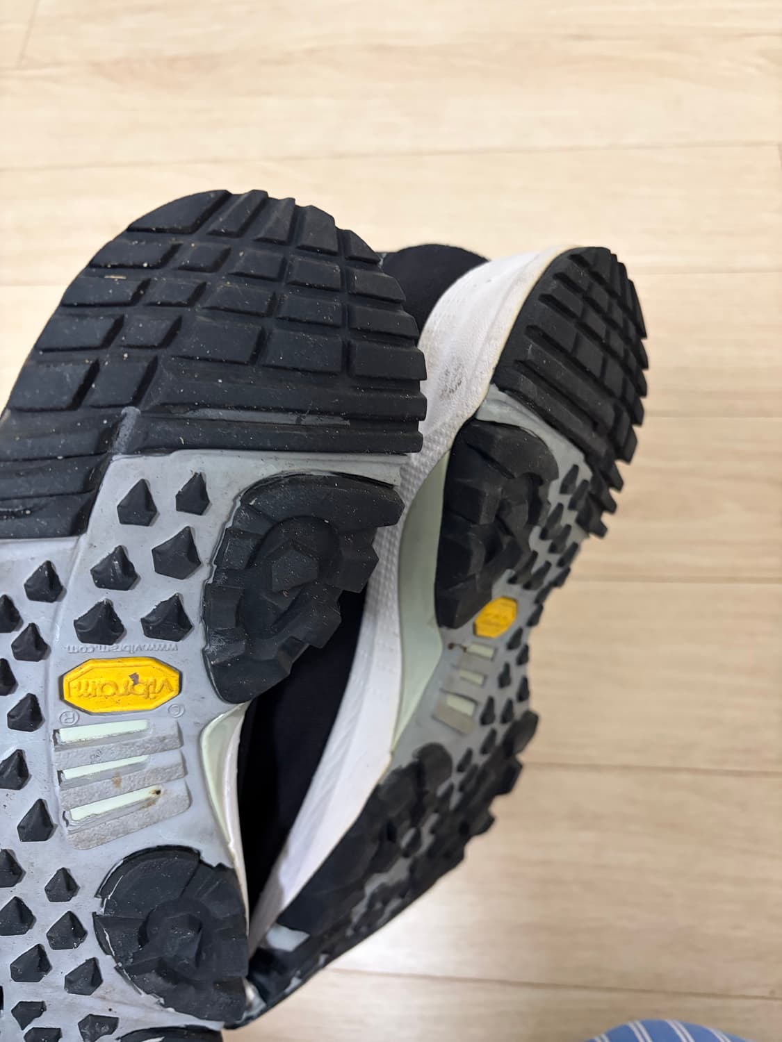 [M, 270] 꼼데가르송 간류 비브람 스니커즈 상품이미지3