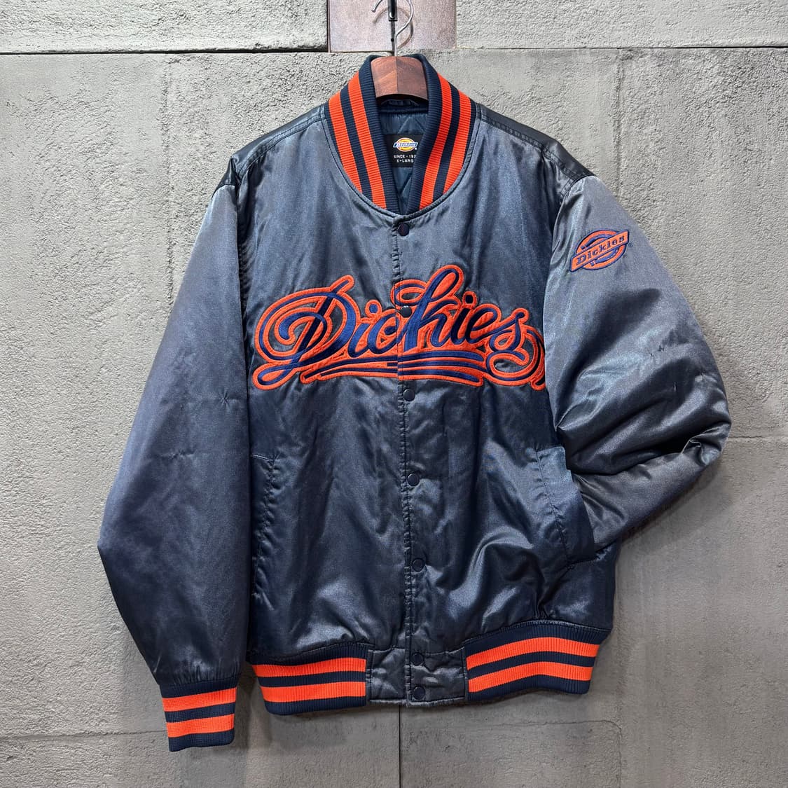 디키즈 새틴 바시티 자켓 (XL)   상품이미지1