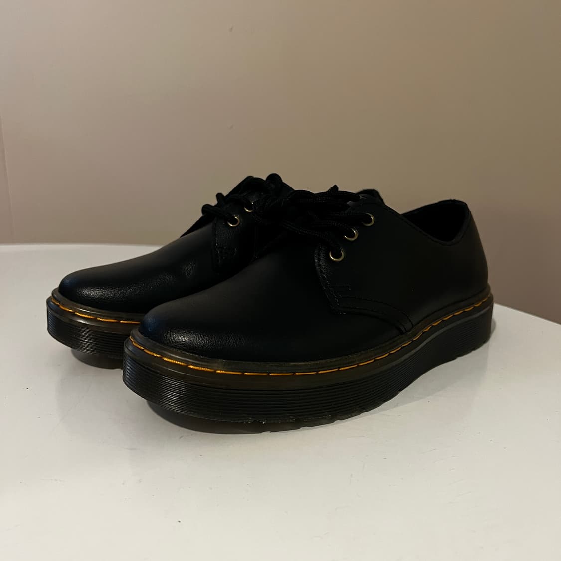 닥터마틴 자발라 로우 옥스포드 슈즈 상품이미지1