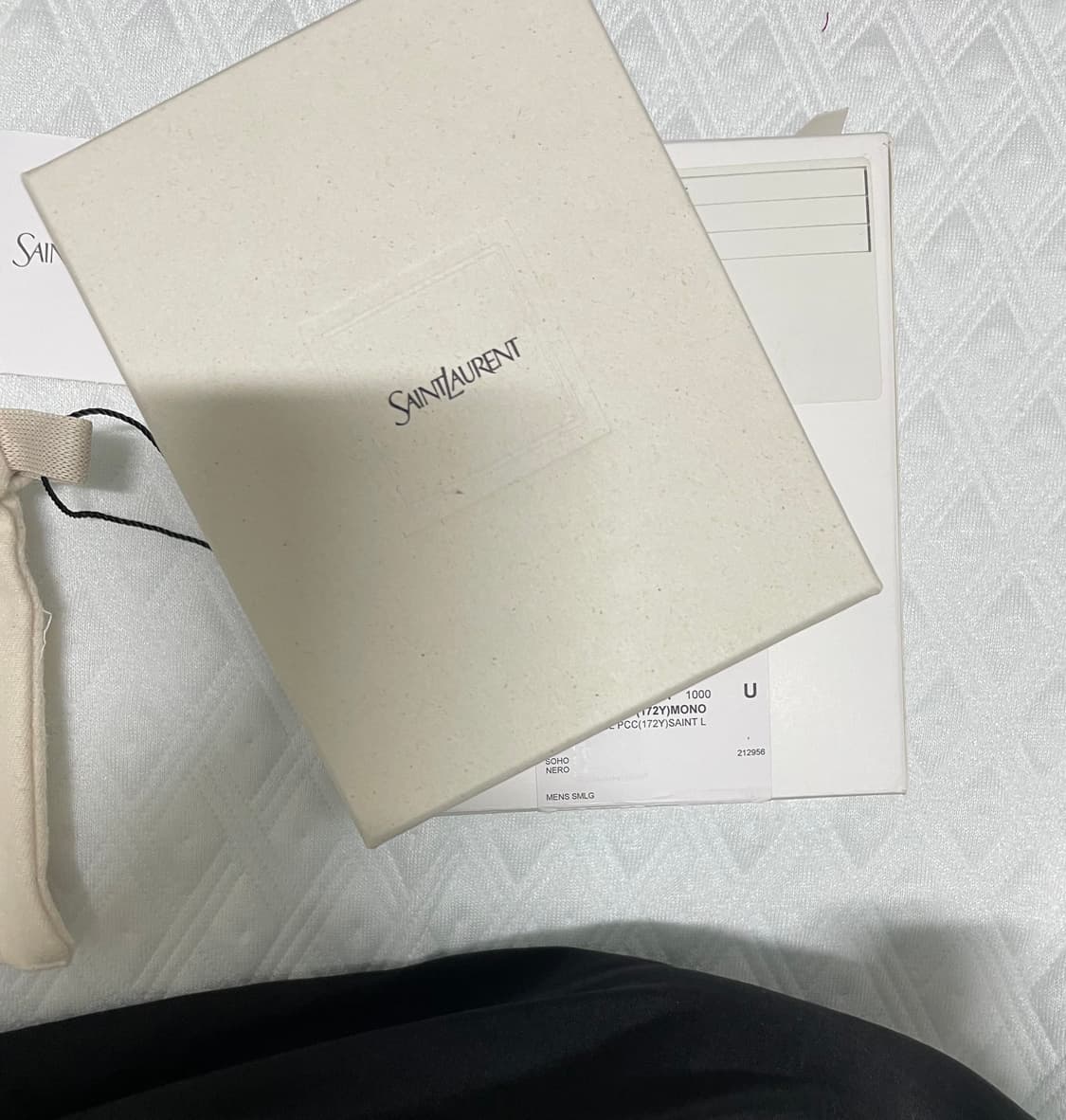 생로랑 카드지갑 크림구매 풀구성 상품이미지5