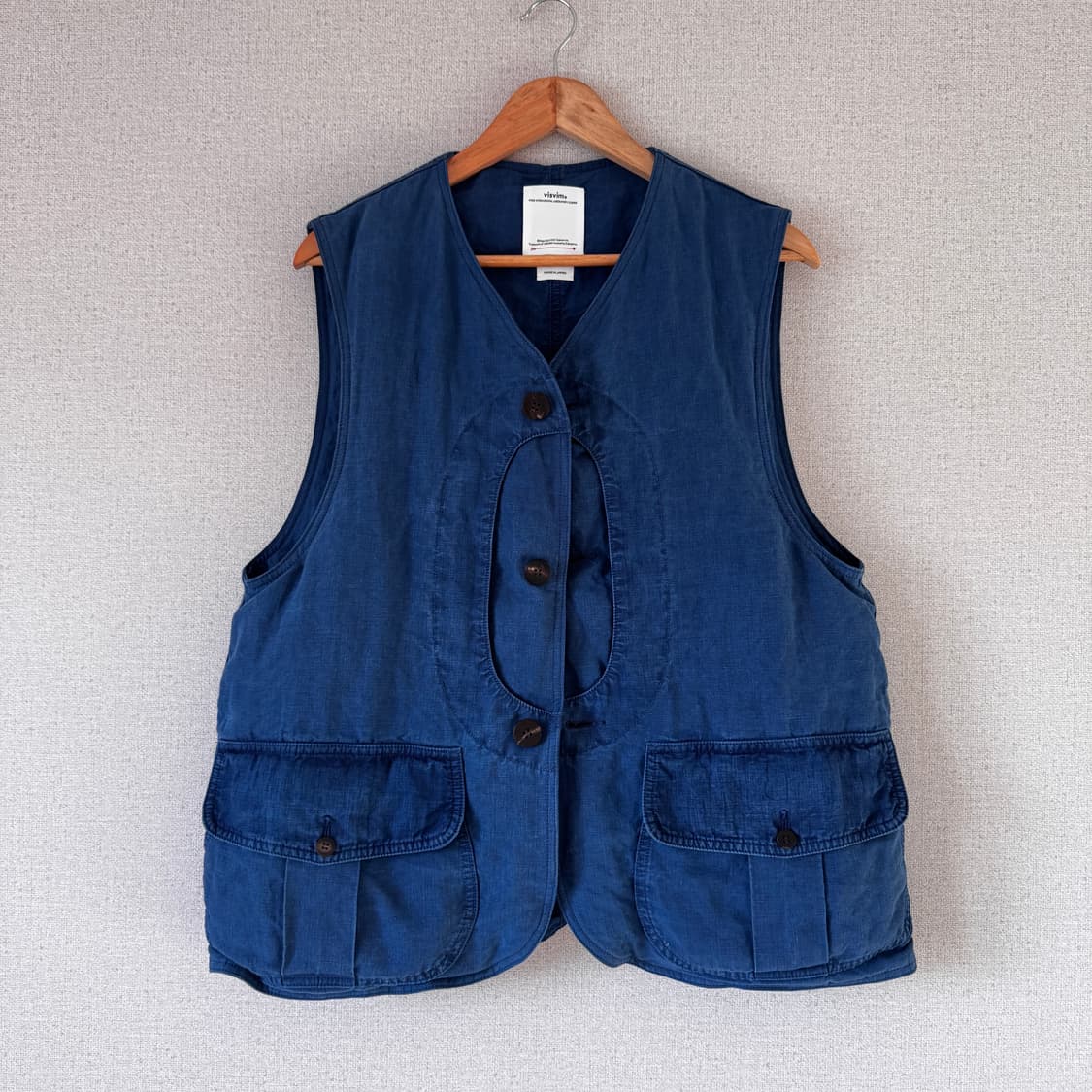 3) Visvim GUSTO DOWN VEST INDIGO 상품이미지1