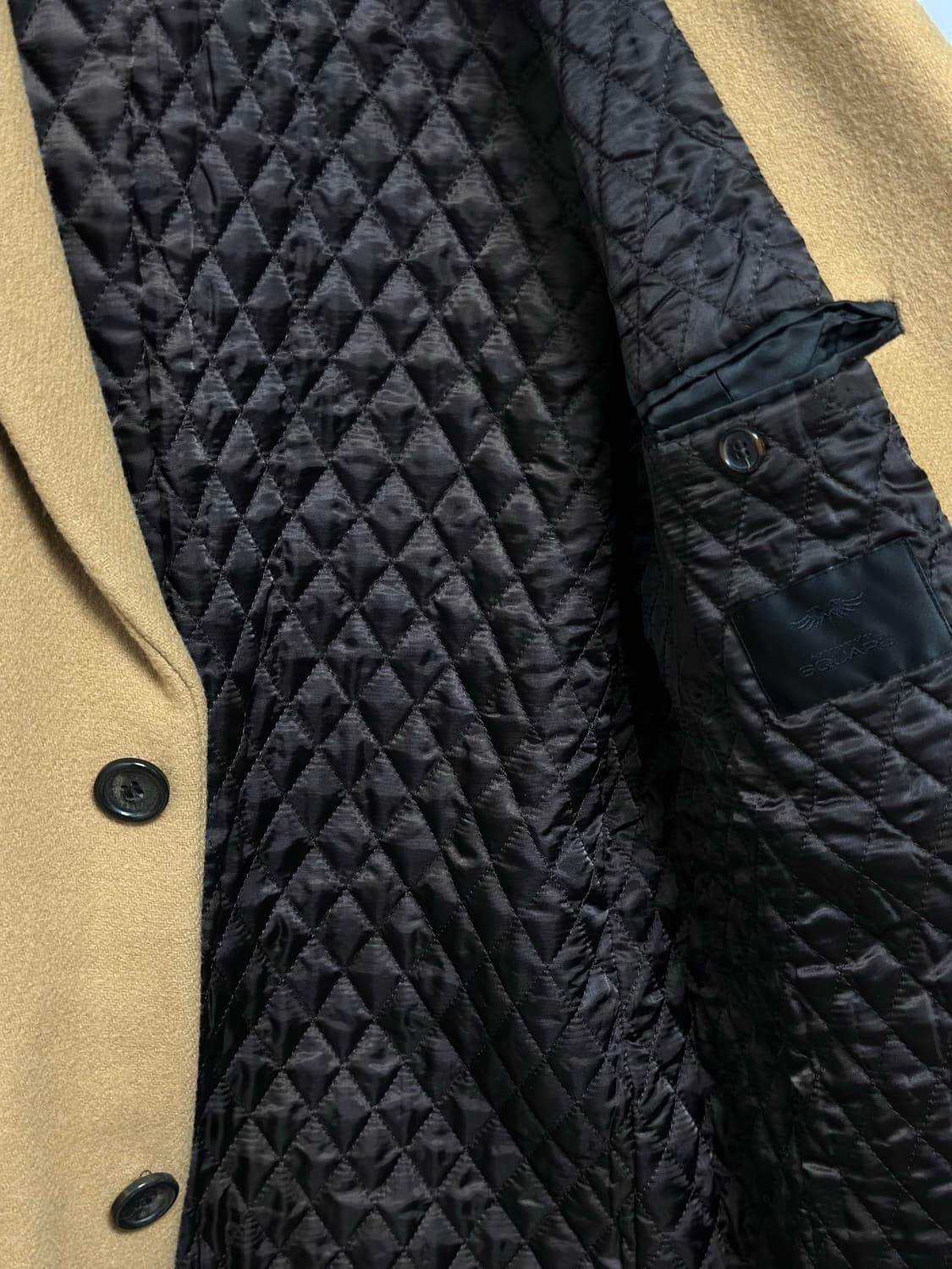 COMODO Square(코모도스퀘어) 남성 세미오버핏 카멜 싱글코트 / 상품이미지5