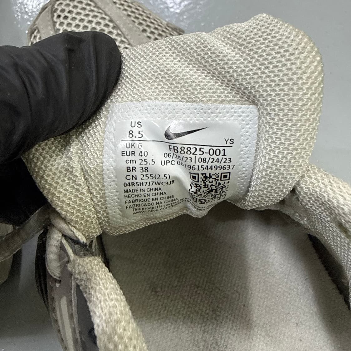 255 나이키 줌 보메로 5 0303T 상품이미지5