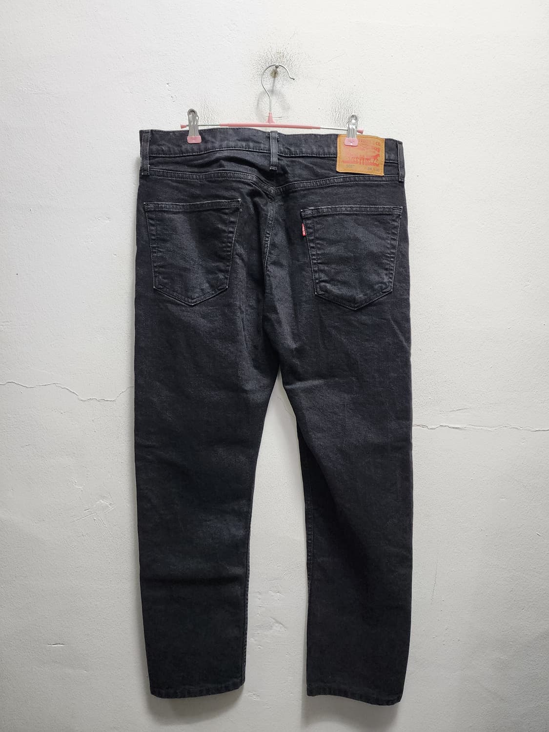 리바이스 502 블랙 데님 팬츠 상품이미지1