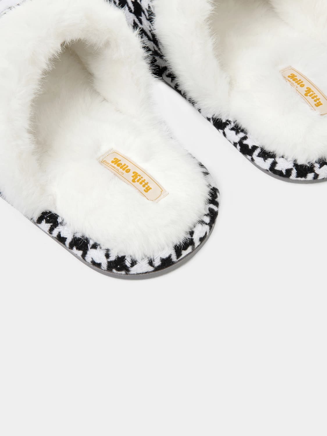 tbh 헬로키티 하운드투스 슬리퍼 240 상품이미지3