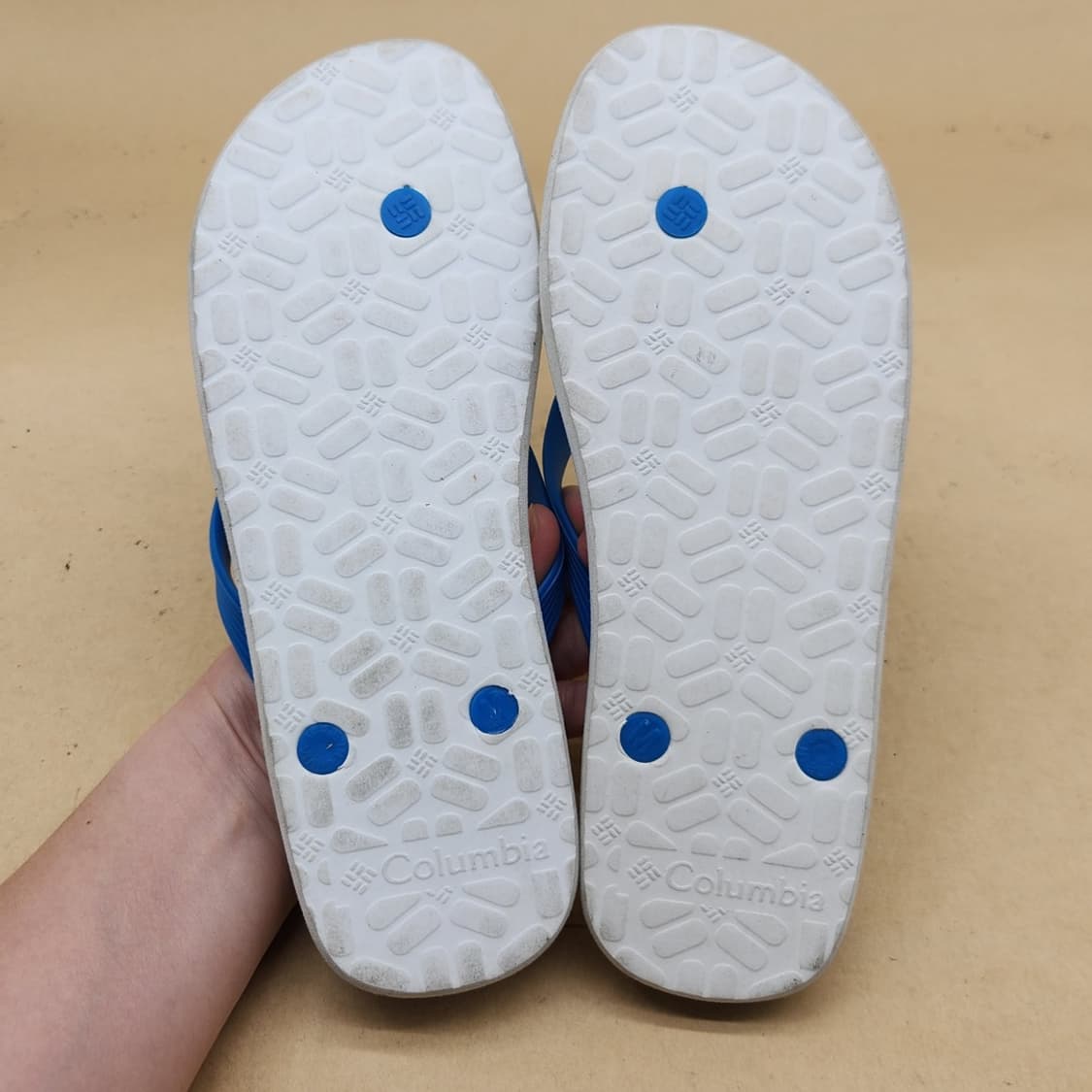 컬럼비아 여성쪼리240 상품이미지3