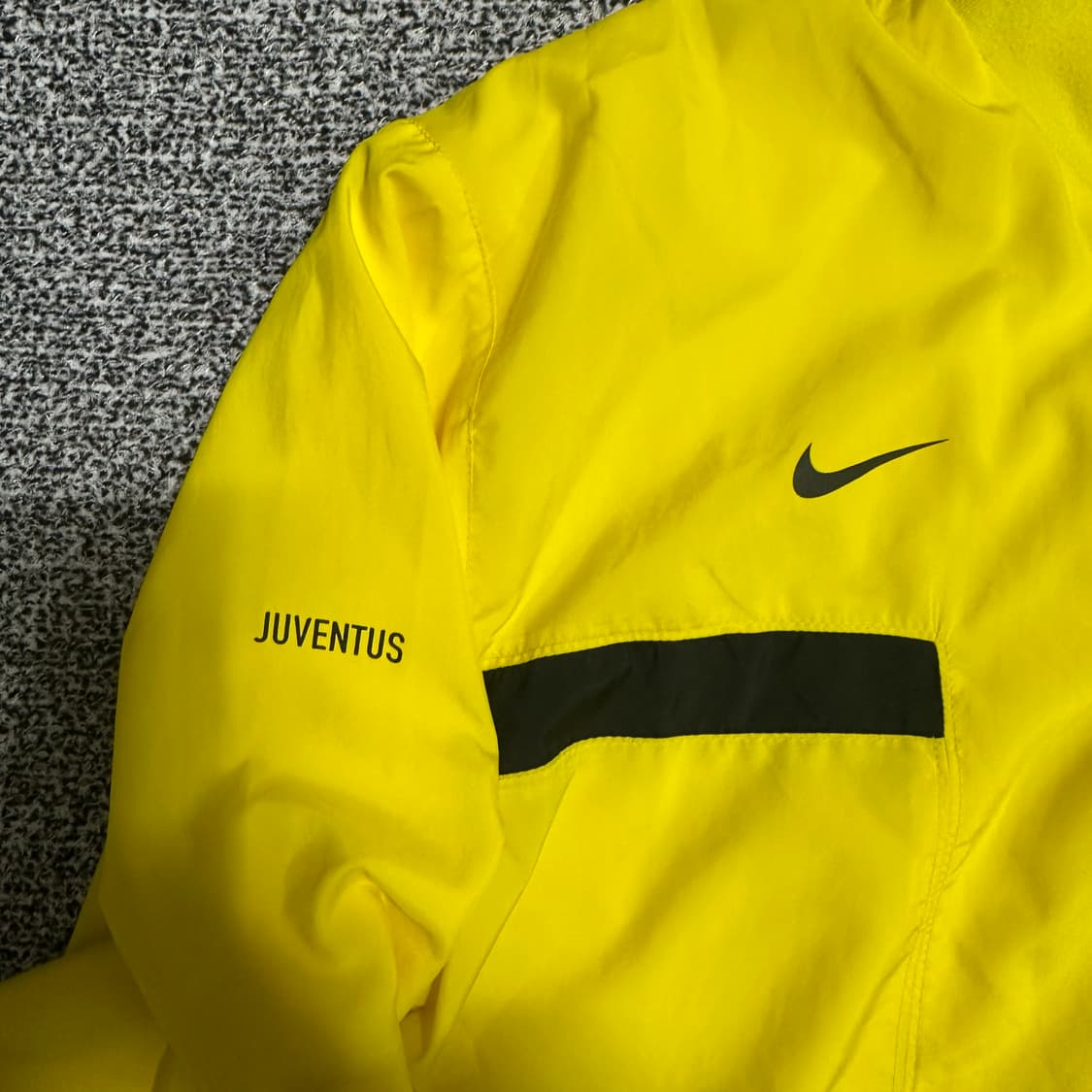 (XL) 나이키 유벤투스 08-09 바람막이 자켓 상품이미지3