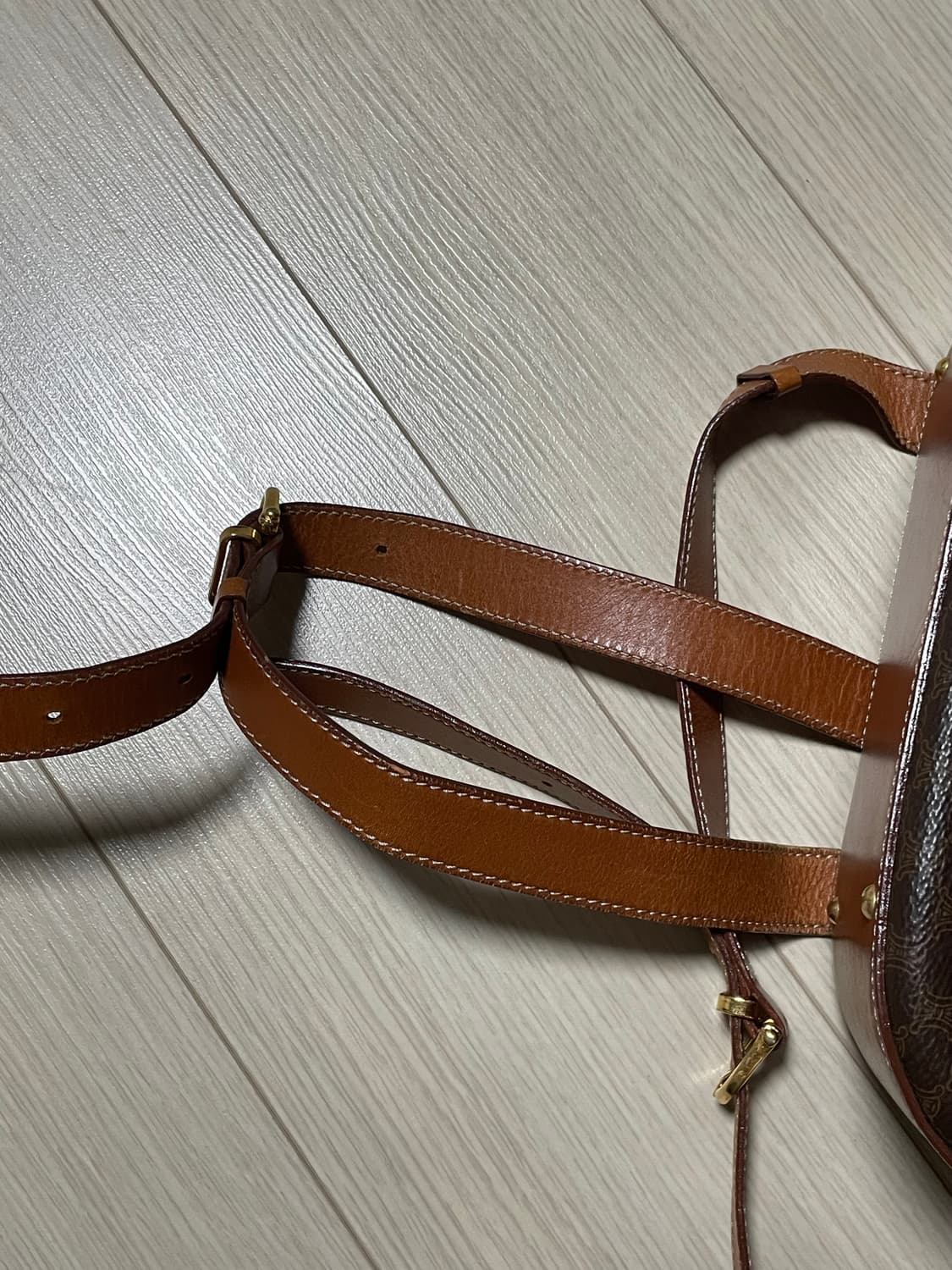 올드 셀린느 빈티지 마카담 백팩 상품이미지4