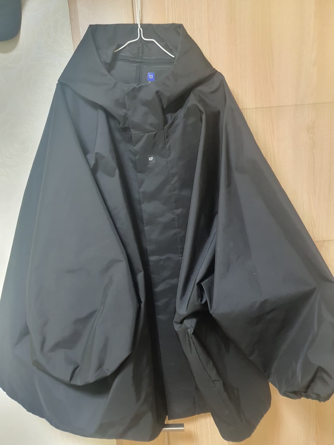 이지갭 바이 발렌시아가 티컷 파카 m 상품이미지1