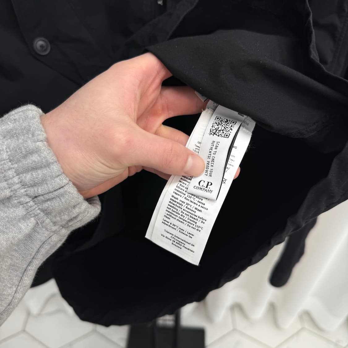 [XS] cp컴퍼니 아노락 후드 바람막이 블랙 상품이미지4