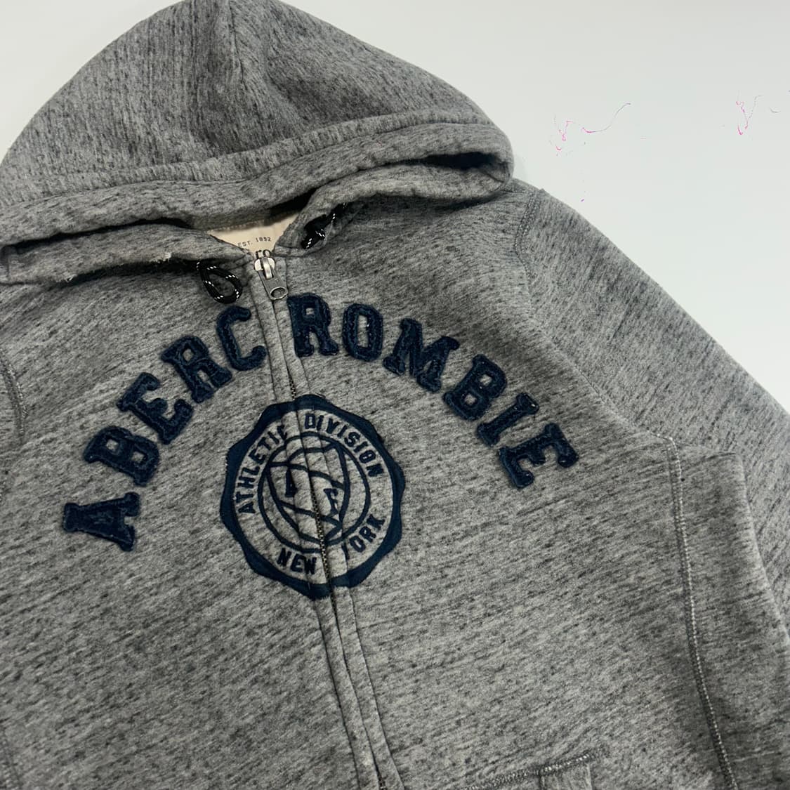 Abercrombie 아베크롬비 스펠아웃 로고 멜란지 그레이 후드집업 상품이미지4