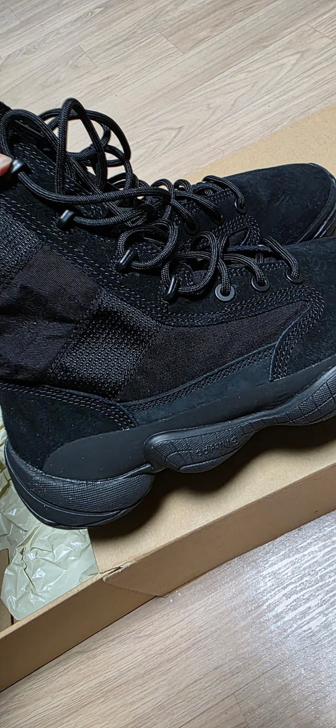 아디다스 이지 500 하이 택티컬 유틸리티 블랙 275 상품이미지2