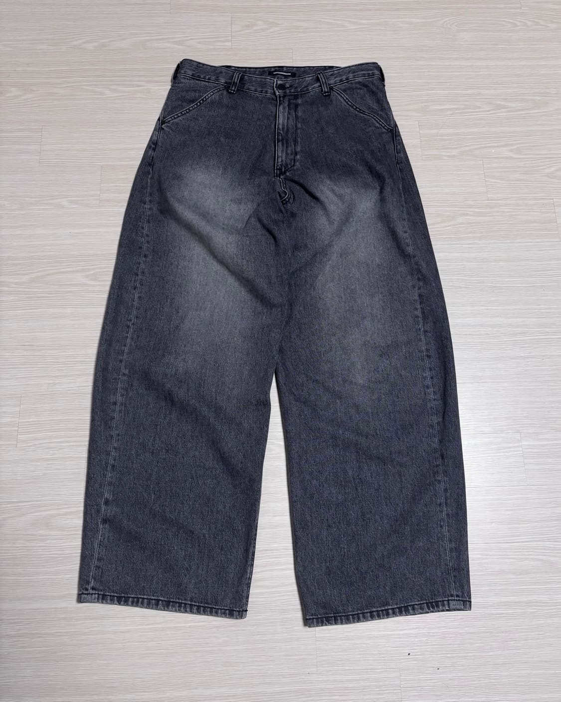 해칭룸 와이드 커브진 워시드 블랙 4 상품이미지3