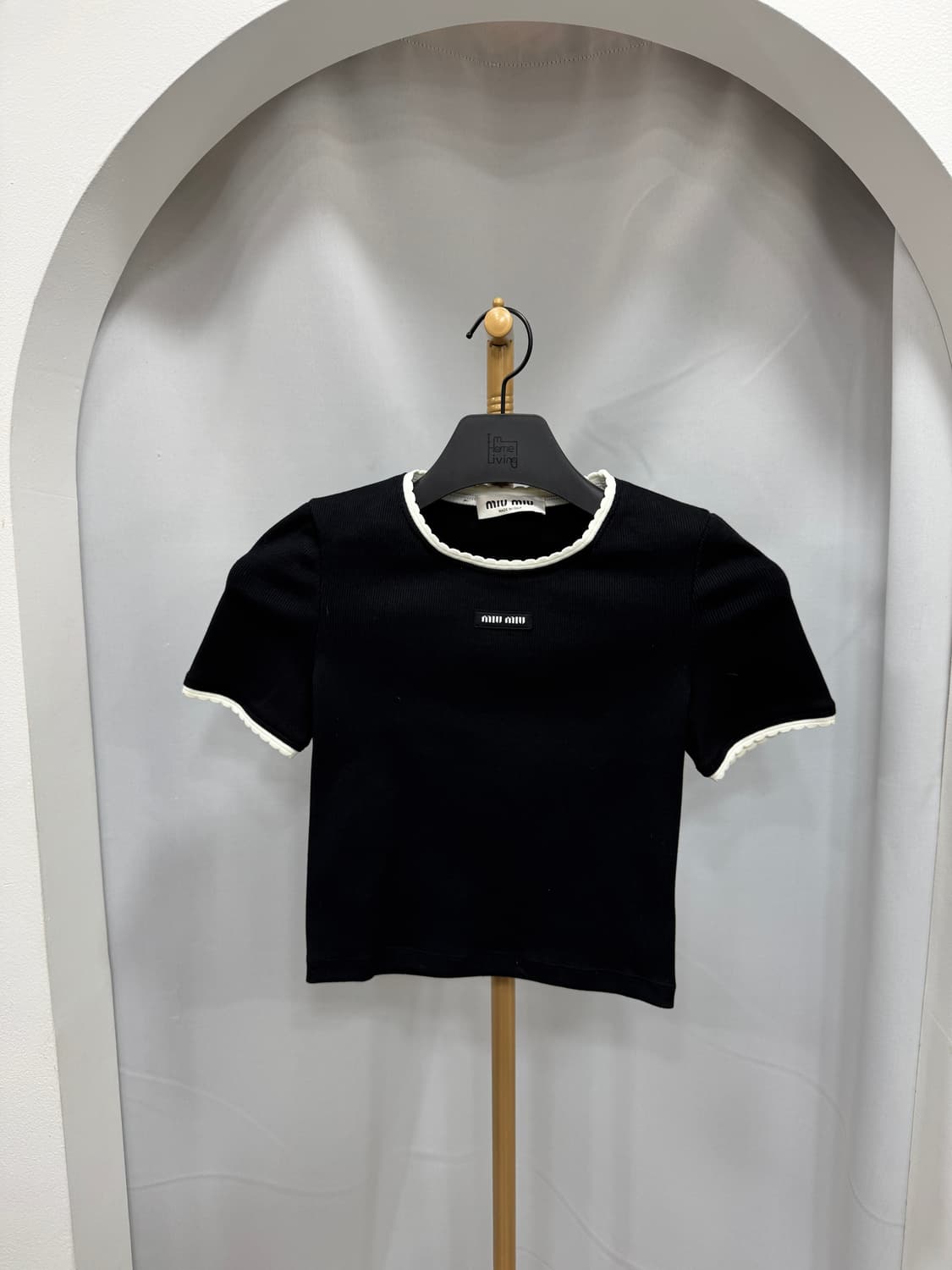새상품급 미우미우 로고 코튼 반팔 XS 상품이미지1