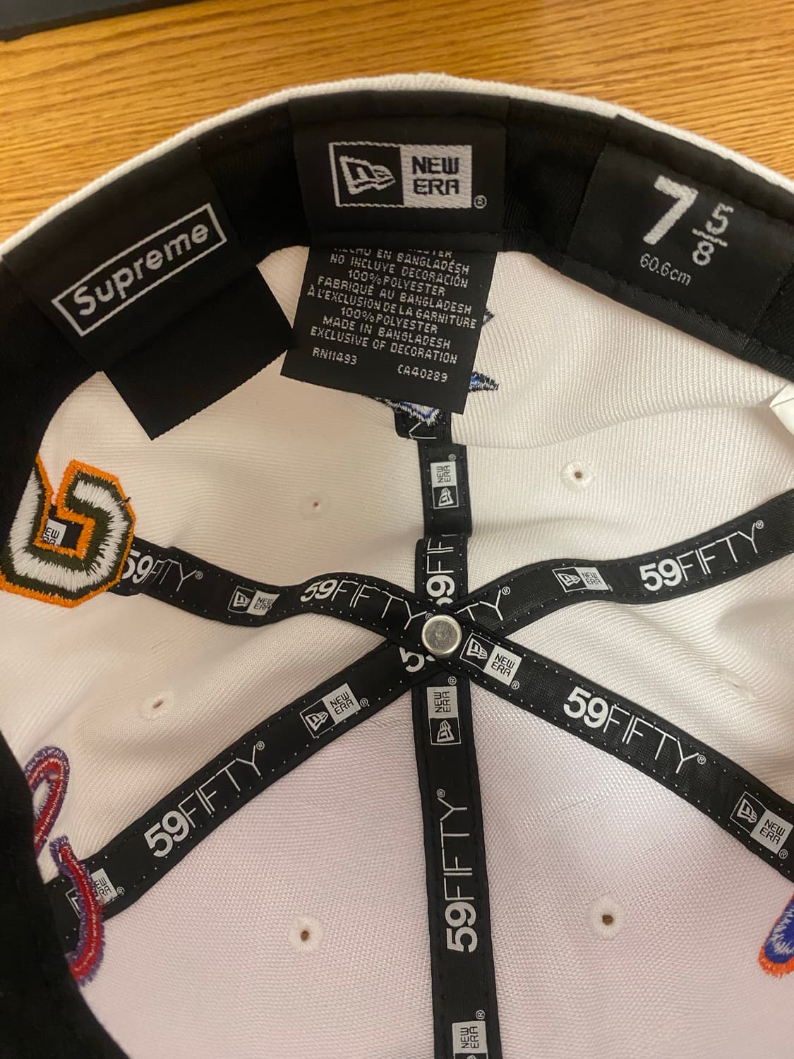 슈프림 멀티 S 로고 뉴에라 화이트 - 25SS 상품이미지6