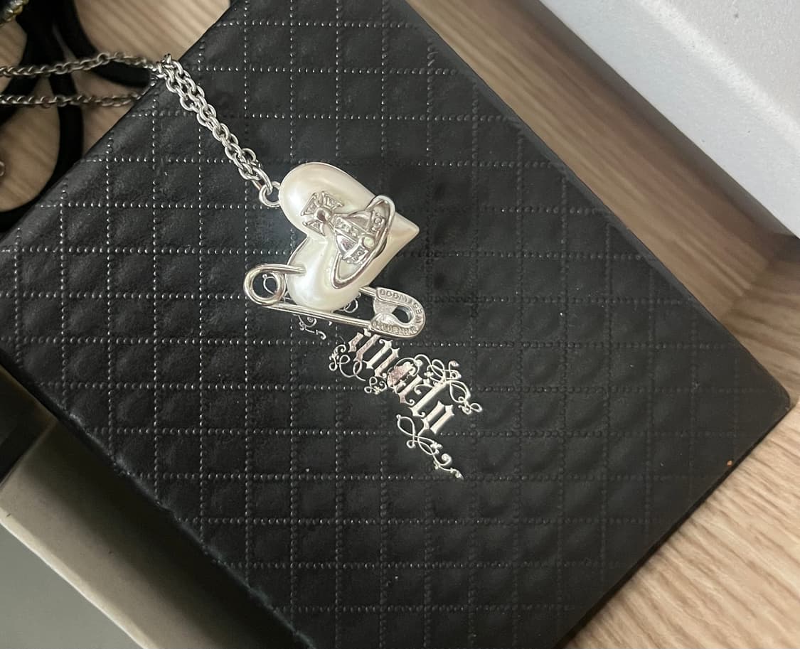 비비안웨스트우드 하트 클립 오리에타 목걸이 상품이미지1