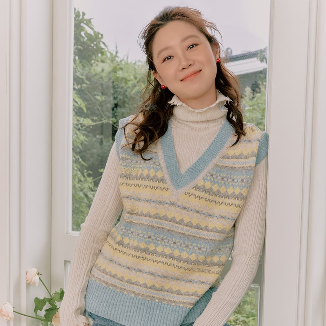 써스데이 아일랜드 공효진 니트조끼 상품이미지1