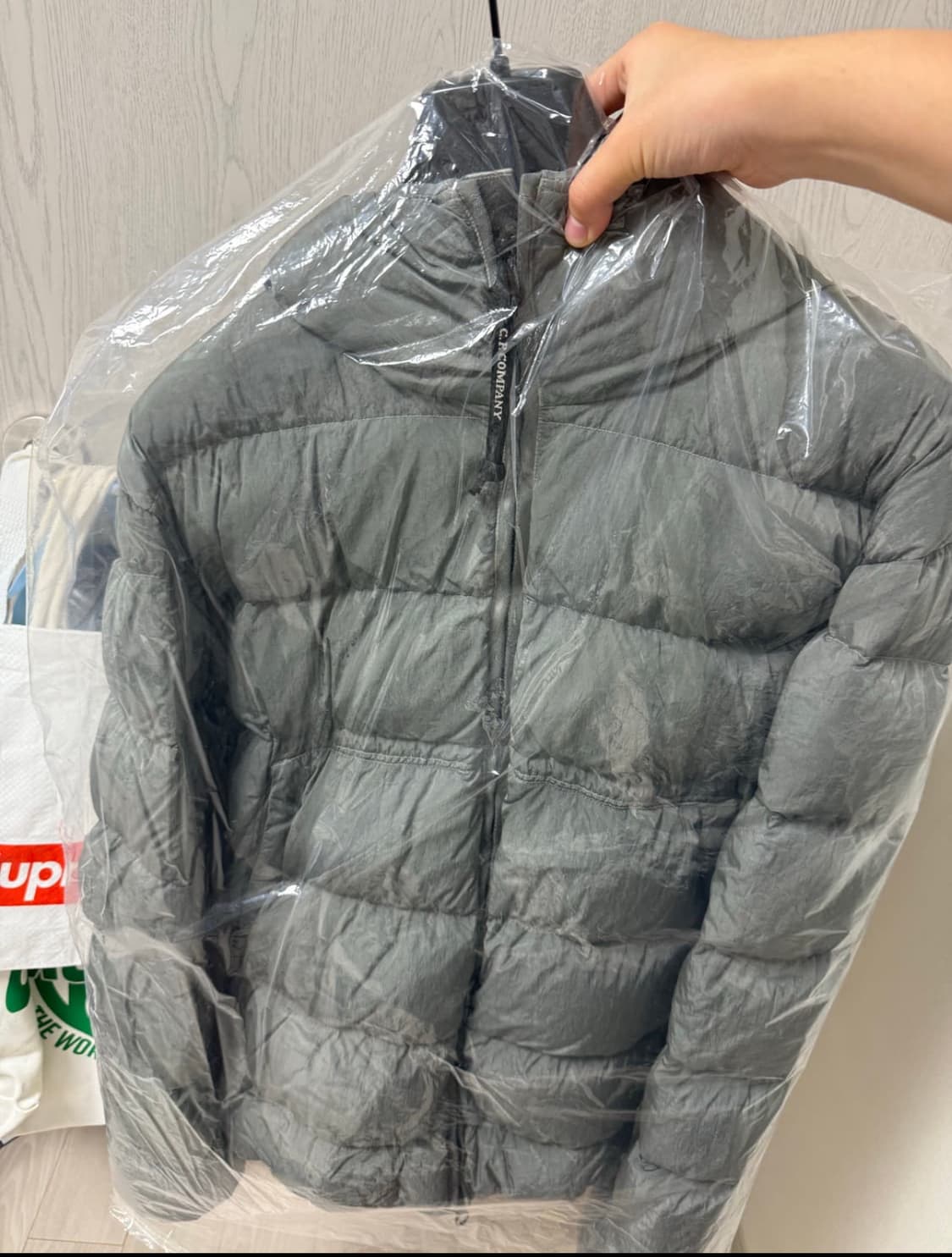 cp컴퍼니 패딩 25fw 크롬-R 고글 다운 자켓 상품이미지2