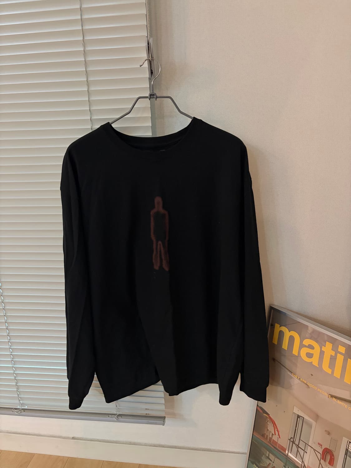 해칭룸 고스트 롱슬리브 블랙 상품이미지1