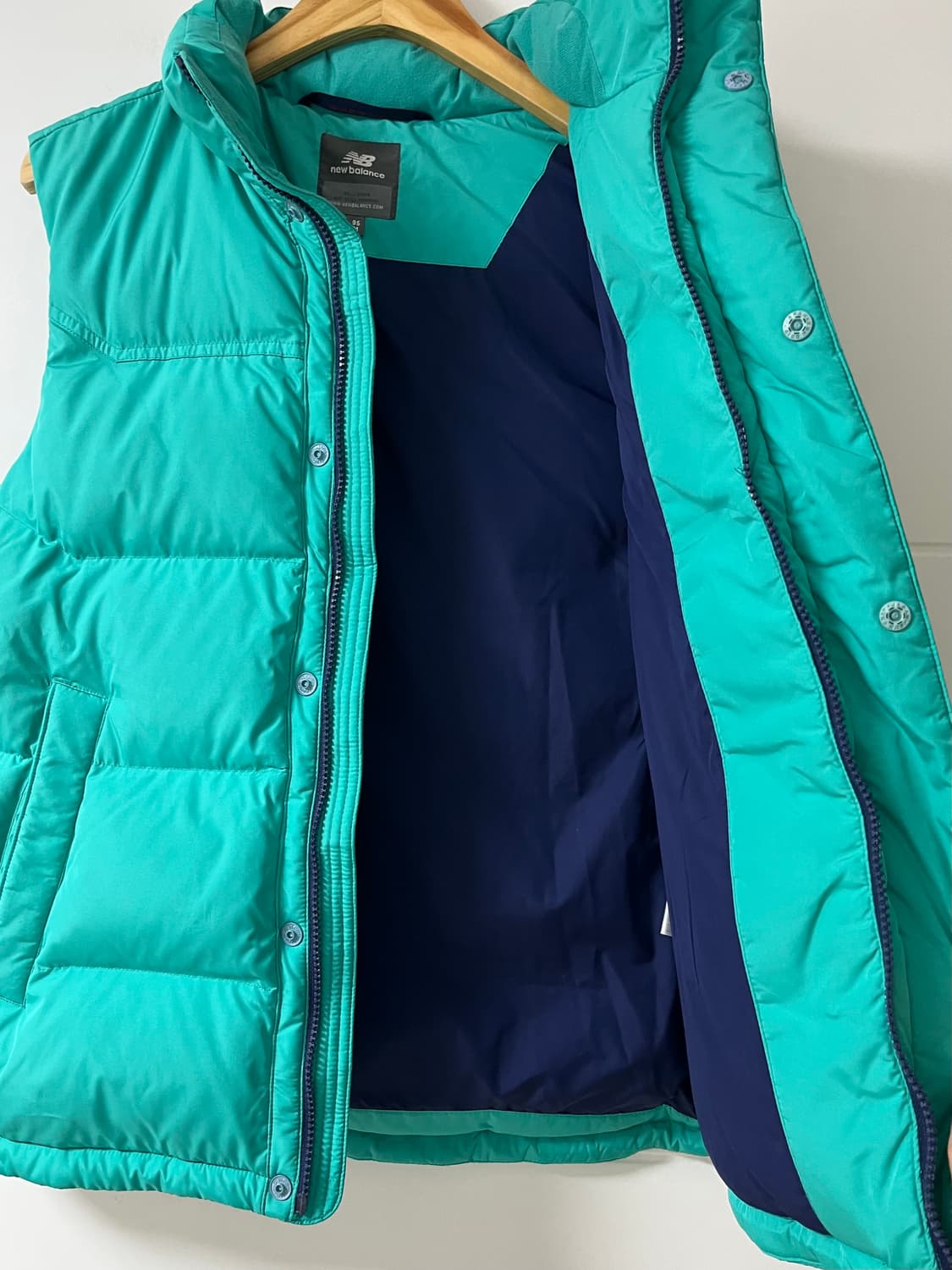 뉴발란스 패딩 조끼 상품이미지4