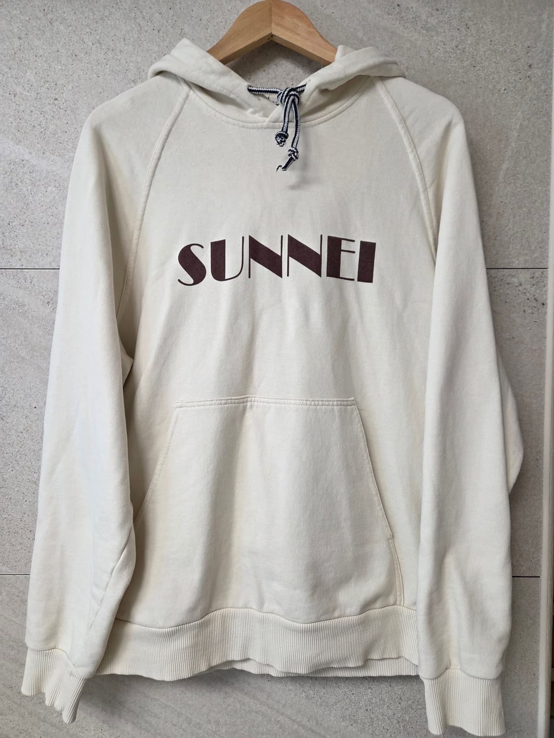 써네이 빅로고 후드티 크림 M 상태최상 상품이미지4