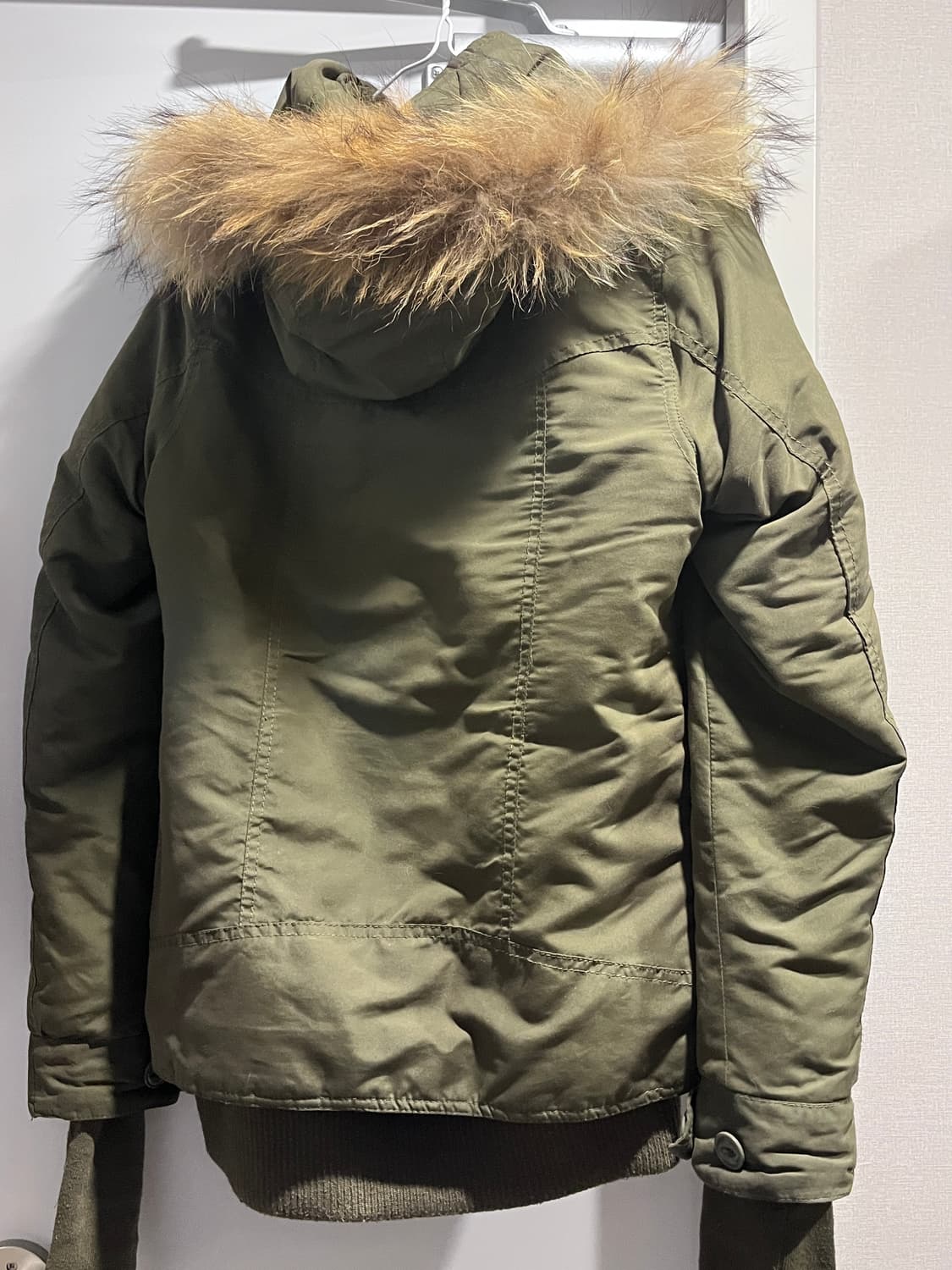 SLY military 퍼 카키 점퍼  상품이미지2